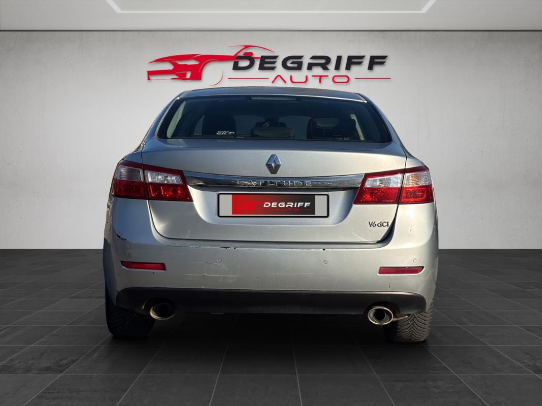 Renault Latitude V6 dCi 240 FAP Initiale A