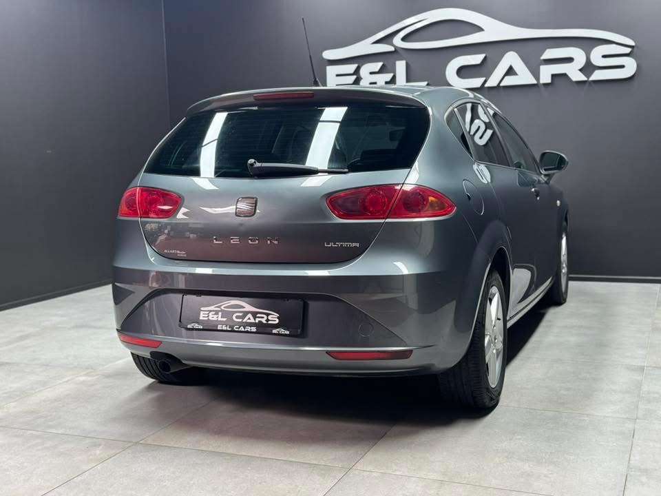 SEAT Leon Leon 1.6 CR TDi Ultima **12 mois de garantie**