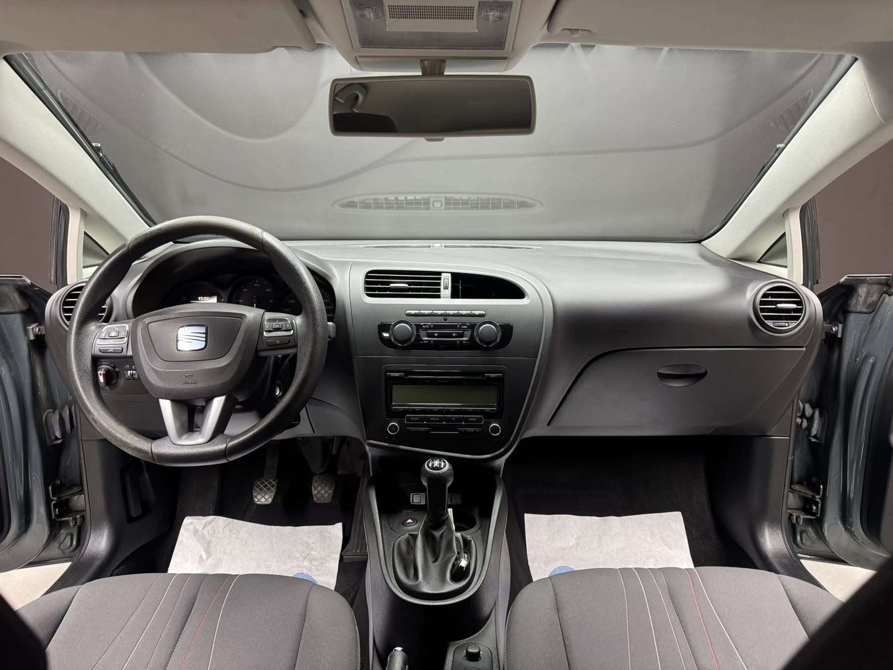 SEAT Leon Leon 1.6 CR TDi Ultima **12 mois de garantie**