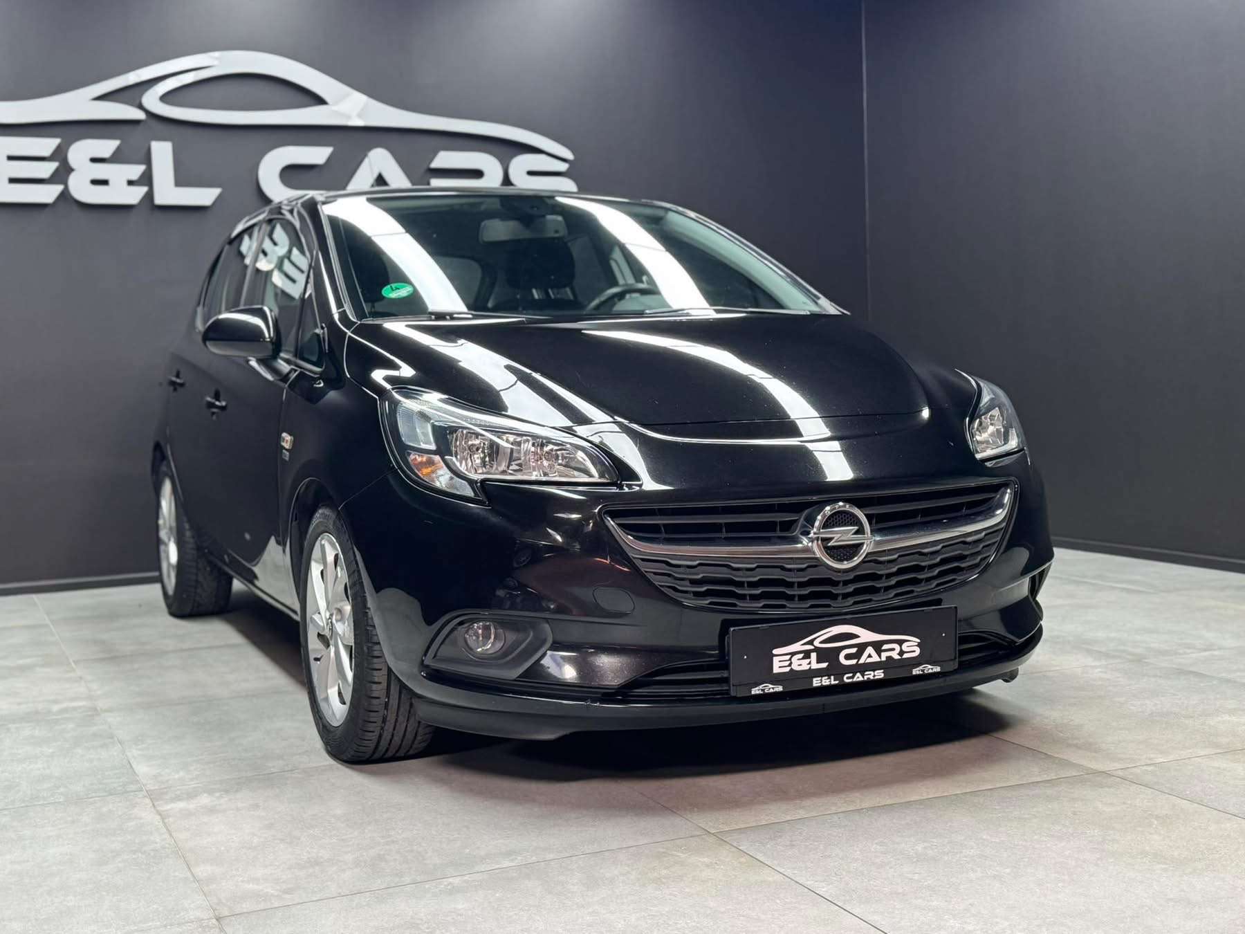 Opel Corsa Réservé