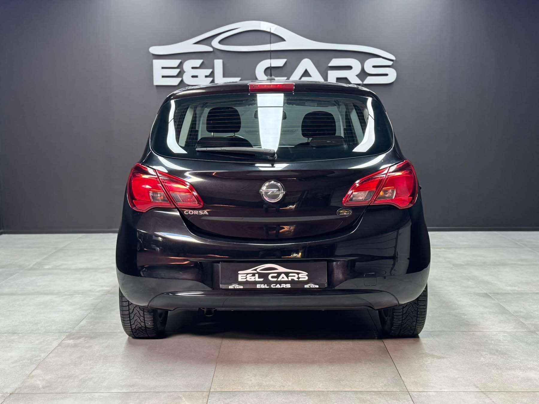 Opel Corsa Réservé