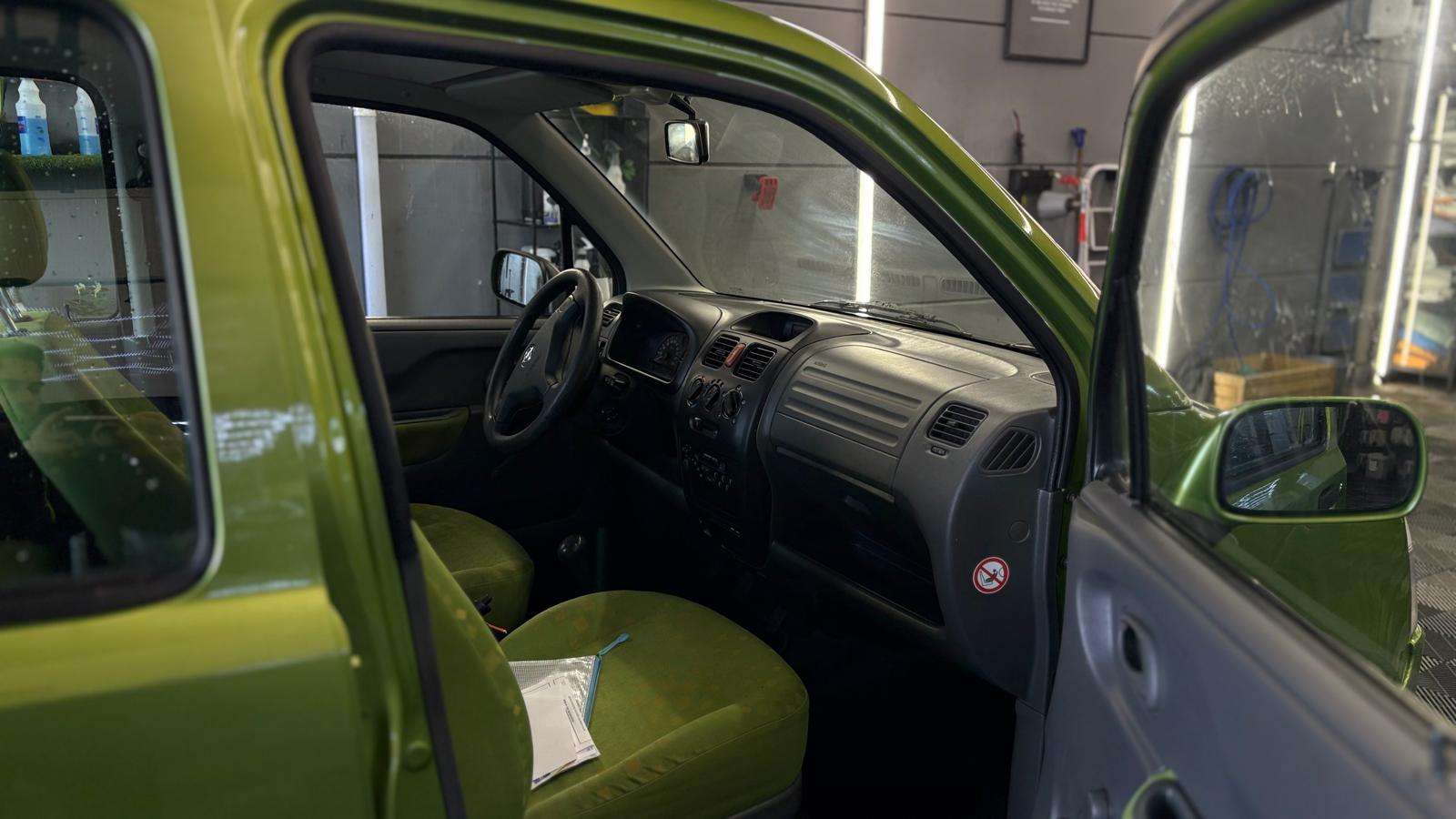 Opel Agila 1.2l BENZINE 92.000Km BJ.2000