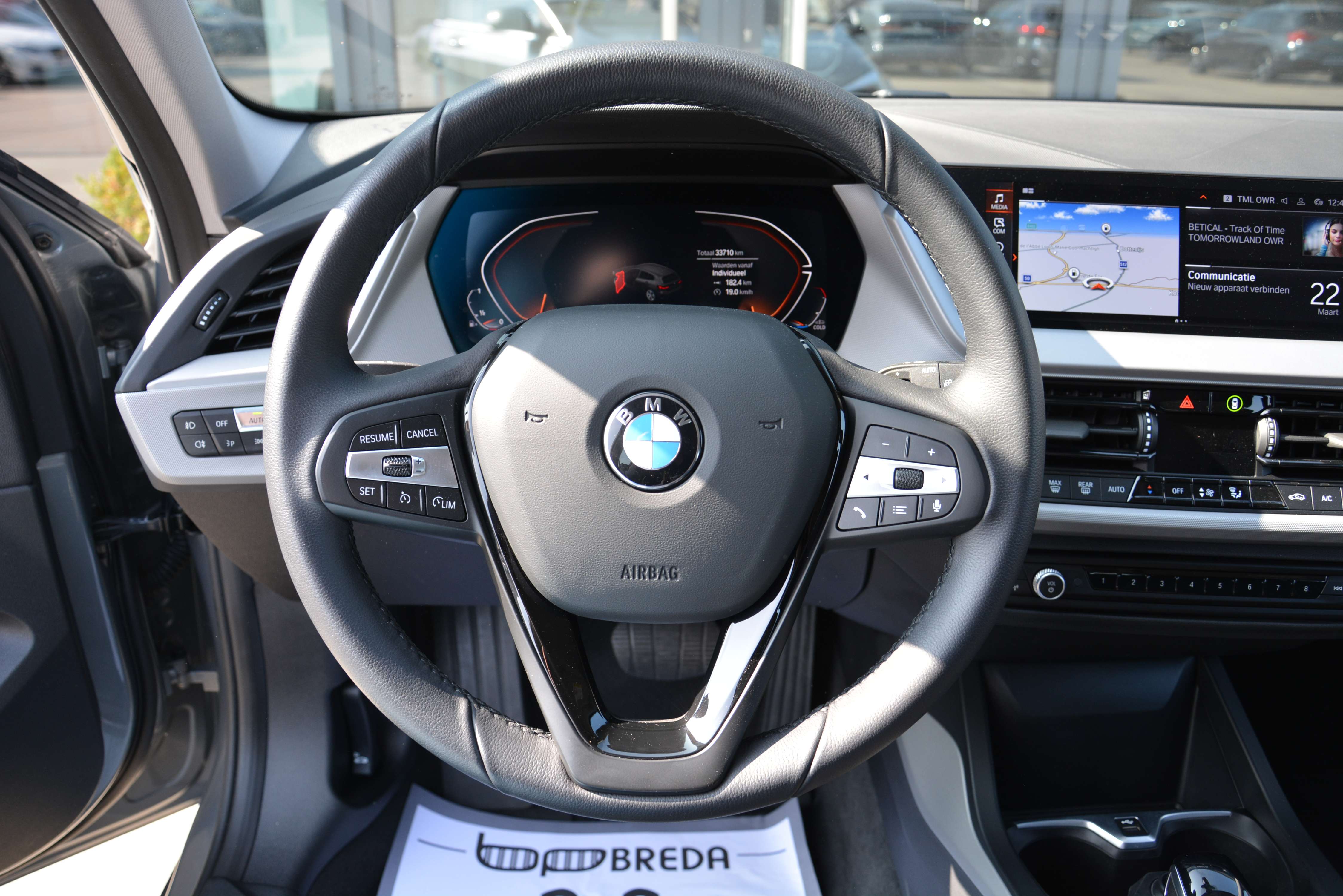 BMW 116 i / Cam/ LED/ Cruise Control/ Navi/ Carplay/ Alu17