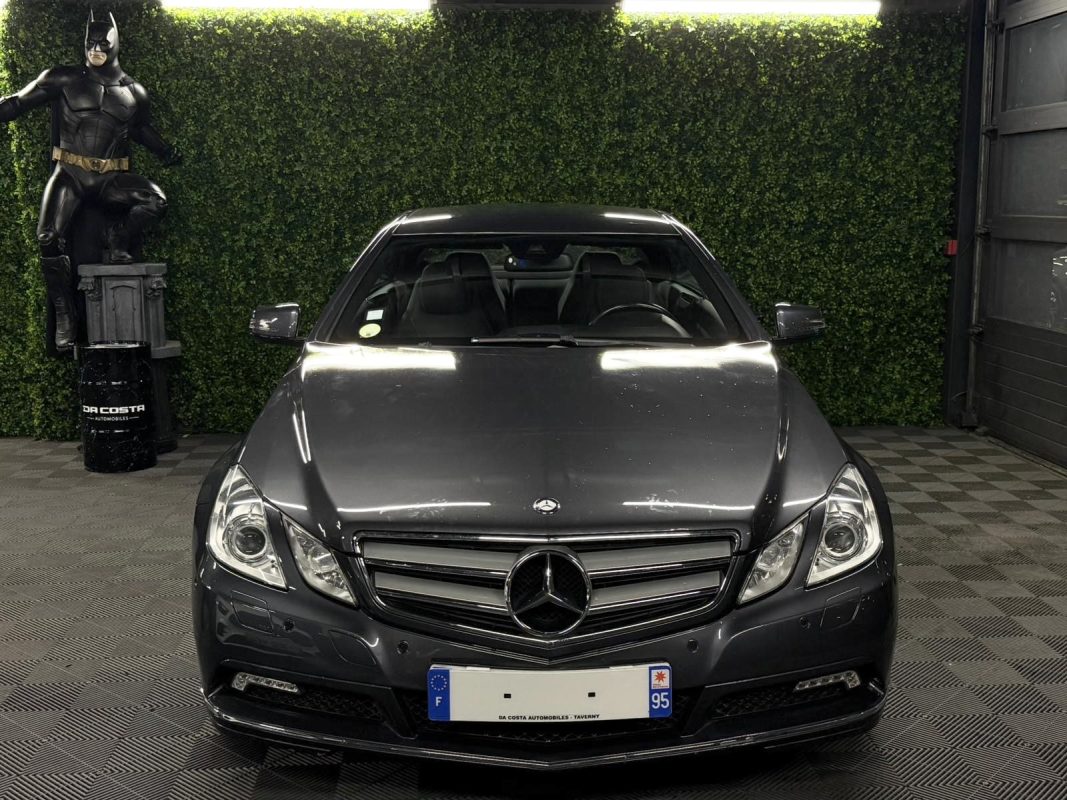 Mercedes-Benz Classe E IV COUPE 220 D 2.2 170 Cv 89 900 Kms REELS / ORIGINE FRANCE - GARANTIE 1 AN
