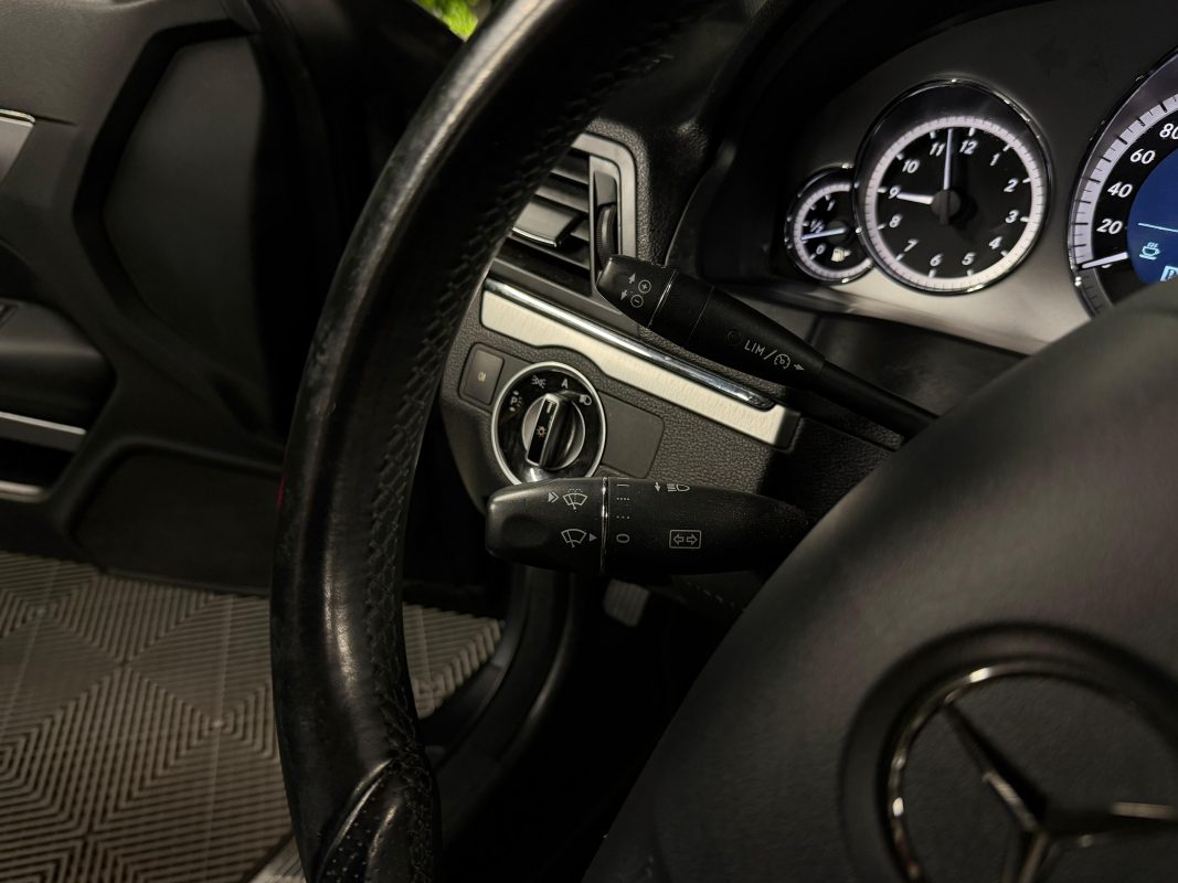 Mercedes-Benz Classe E IV COUPE 220 D 2.2 170 Cv 89 900 Kms REELS / ORIGINE FRANCE - GARANTIE 1 AN