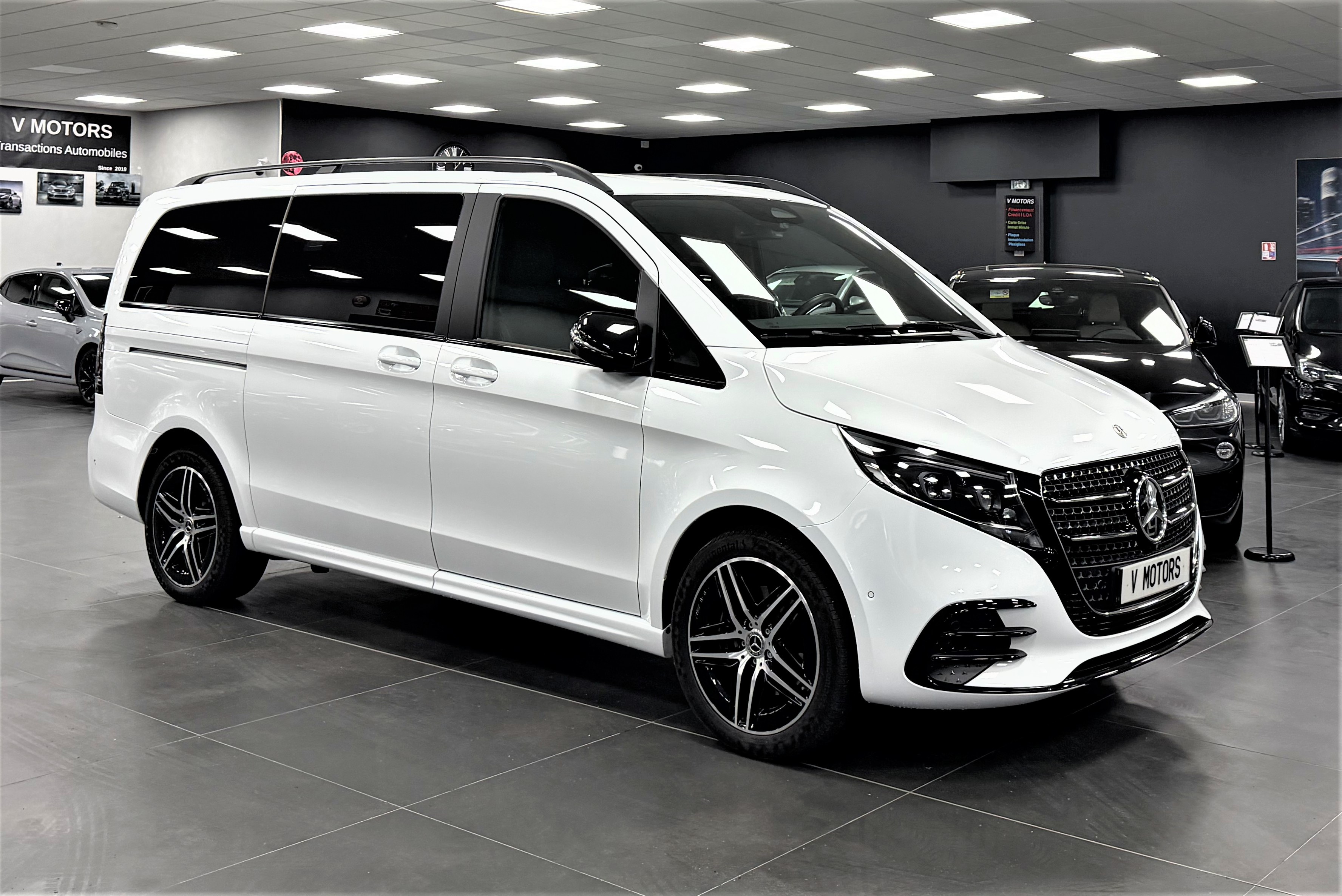 Mercedes-Benz Classe V 300d Avantgarde AMG Design 8 Places Gtie 1er Main