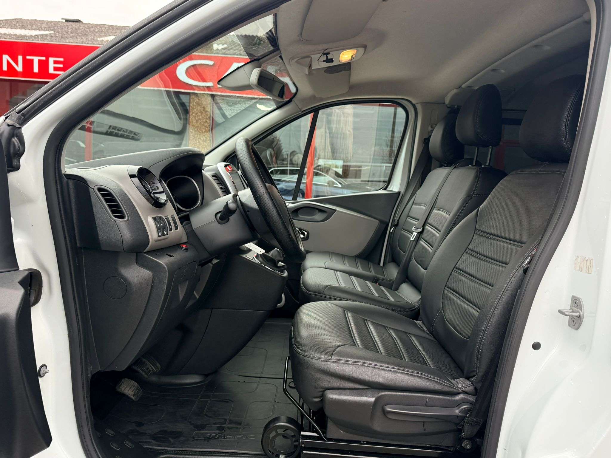 Renault Trafic 1.6 DCI CAM GPS  DOUBLE CABINE LONG