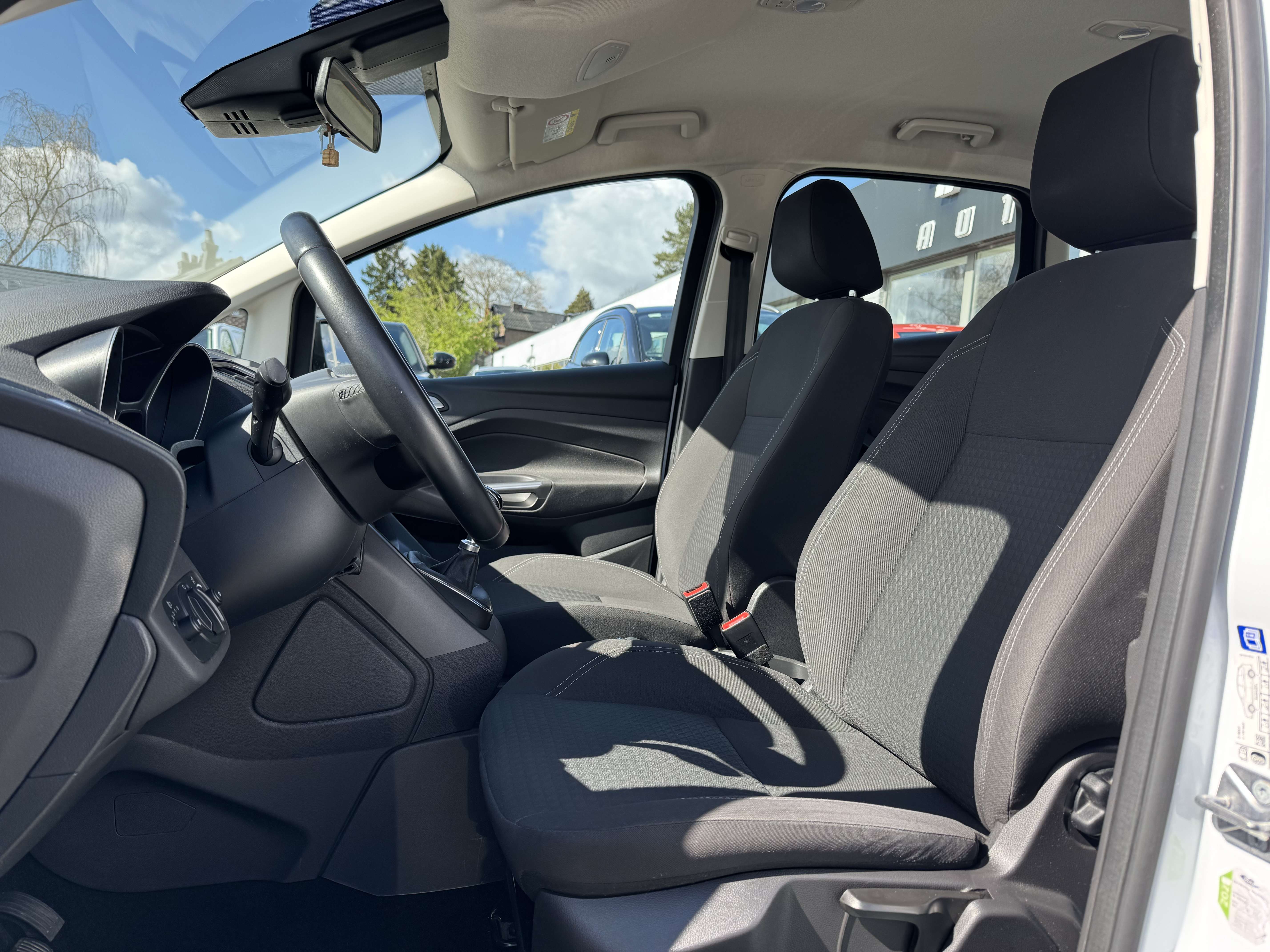Ford C-Max 1.0 EcoBoost / AIRCO / CRUISE / SIEGES CHAUFFANTS