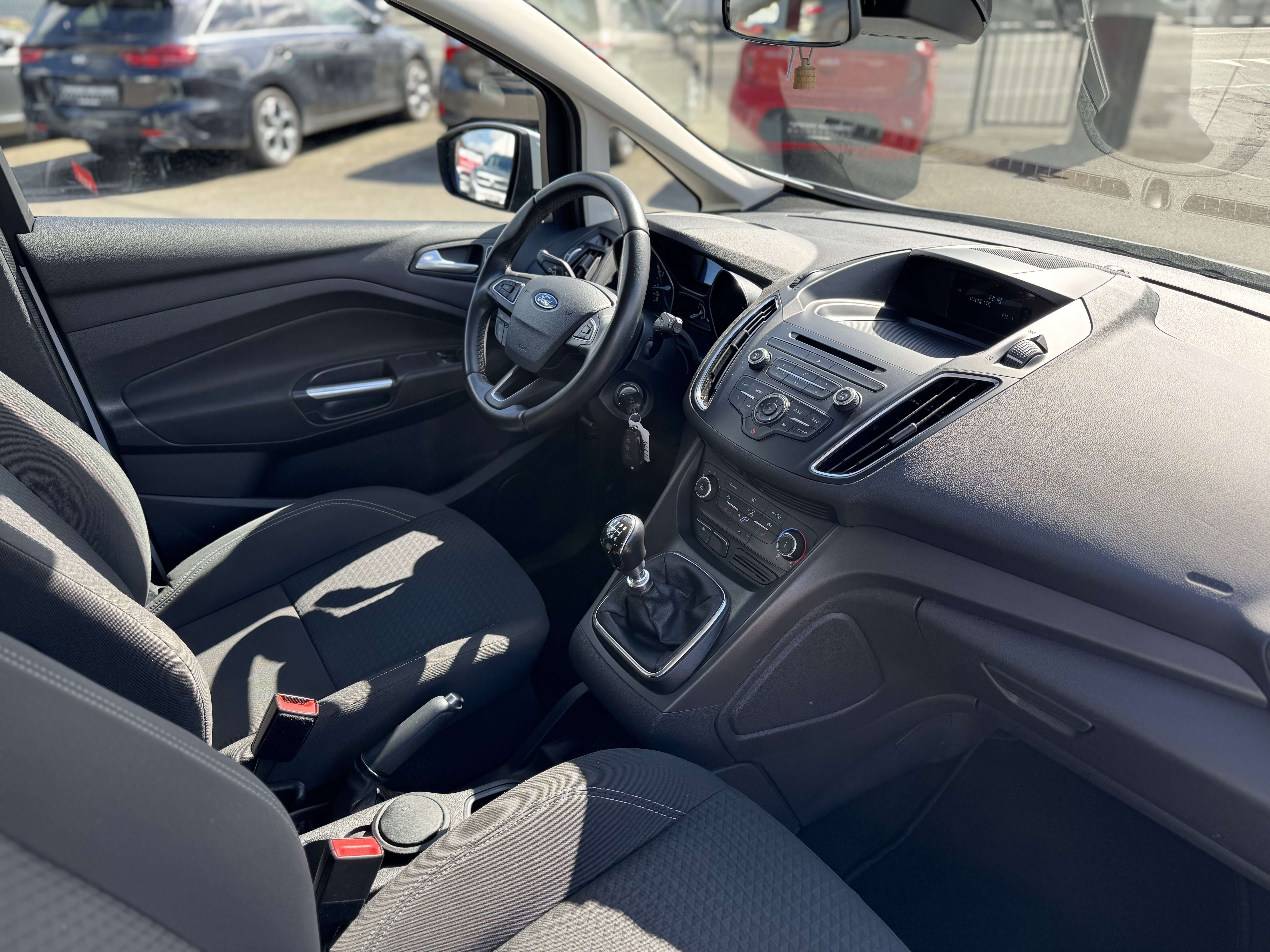 Ford C-Max 1.0 EcoBoost / AIRCO / CRUISE / SIEGES CHAUFFANTS