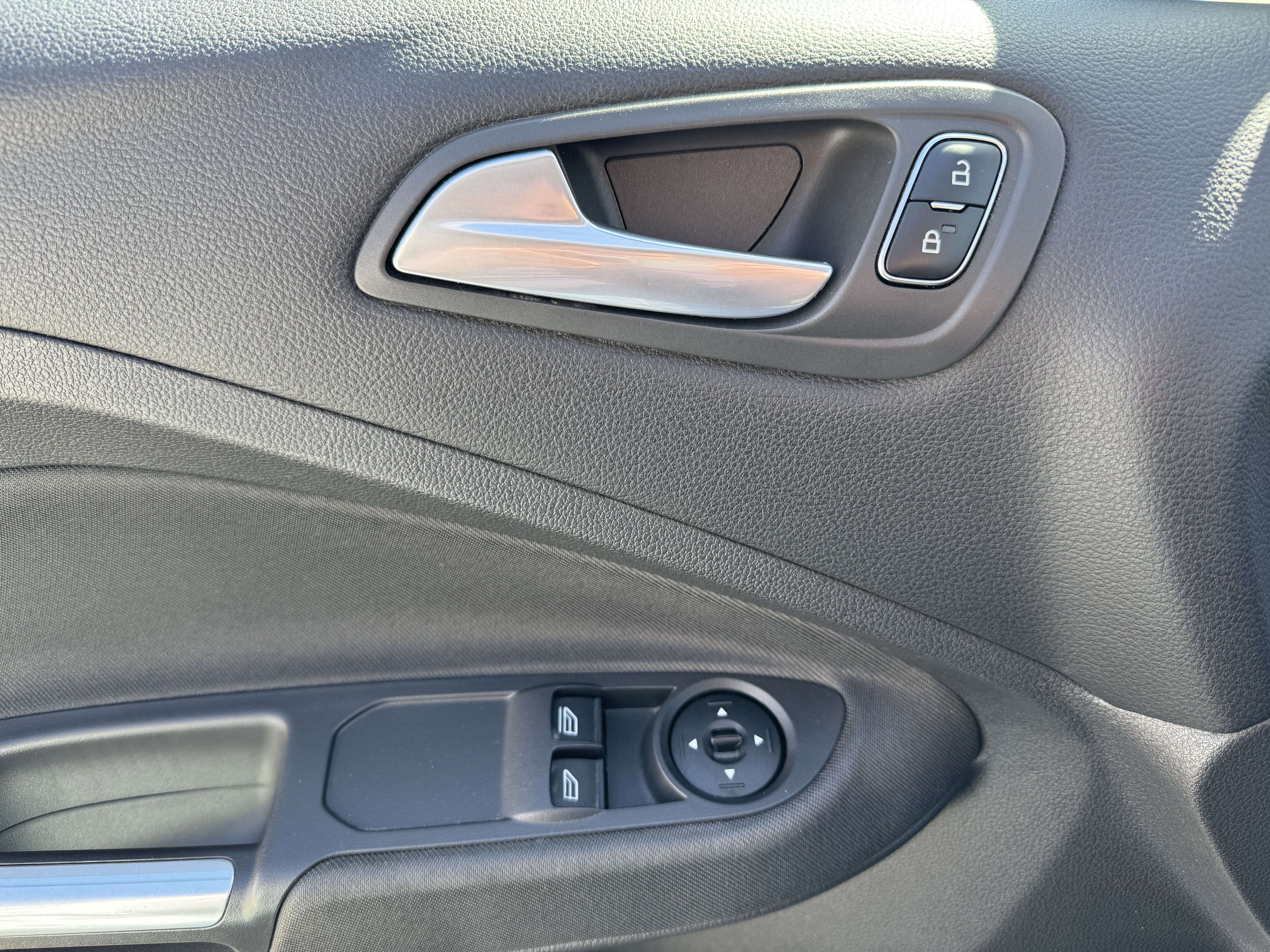 Ford C-Max 1.0 EcoBoost / AIRCO / CRUISE / SIEGES CHAUFFANTS