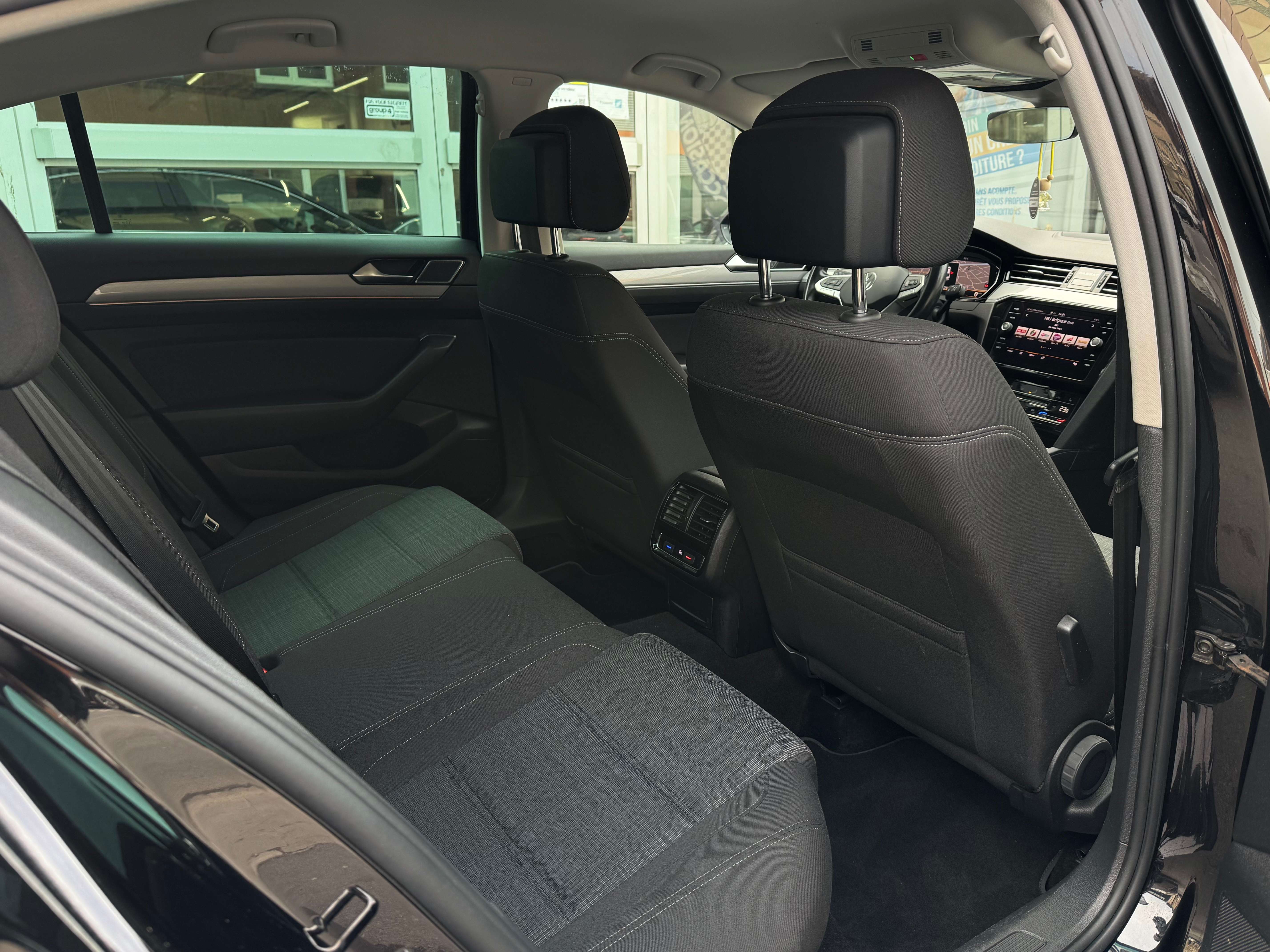 Volkswagen Passat 2.0 TDi R-line DSG Gps Camera Jante Led Cokpt Vrtl