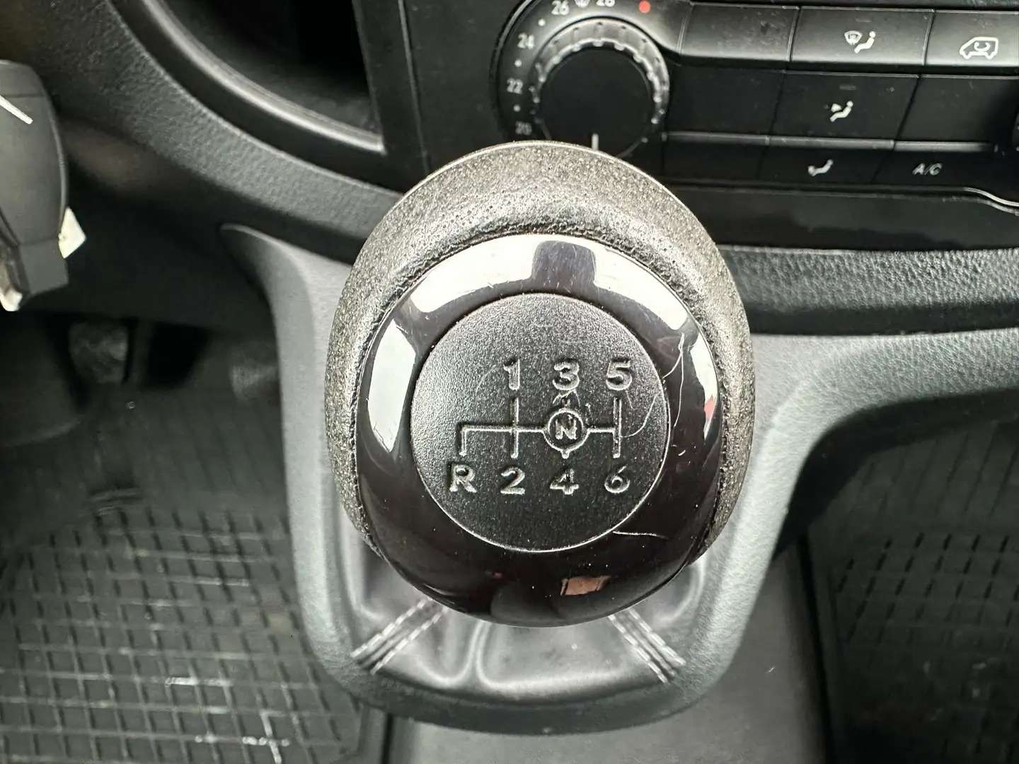 Mercedes-Benz Vito 2.2 GPS/CAMERA/CLIMATISATION/GARANTIE 12 MOIS