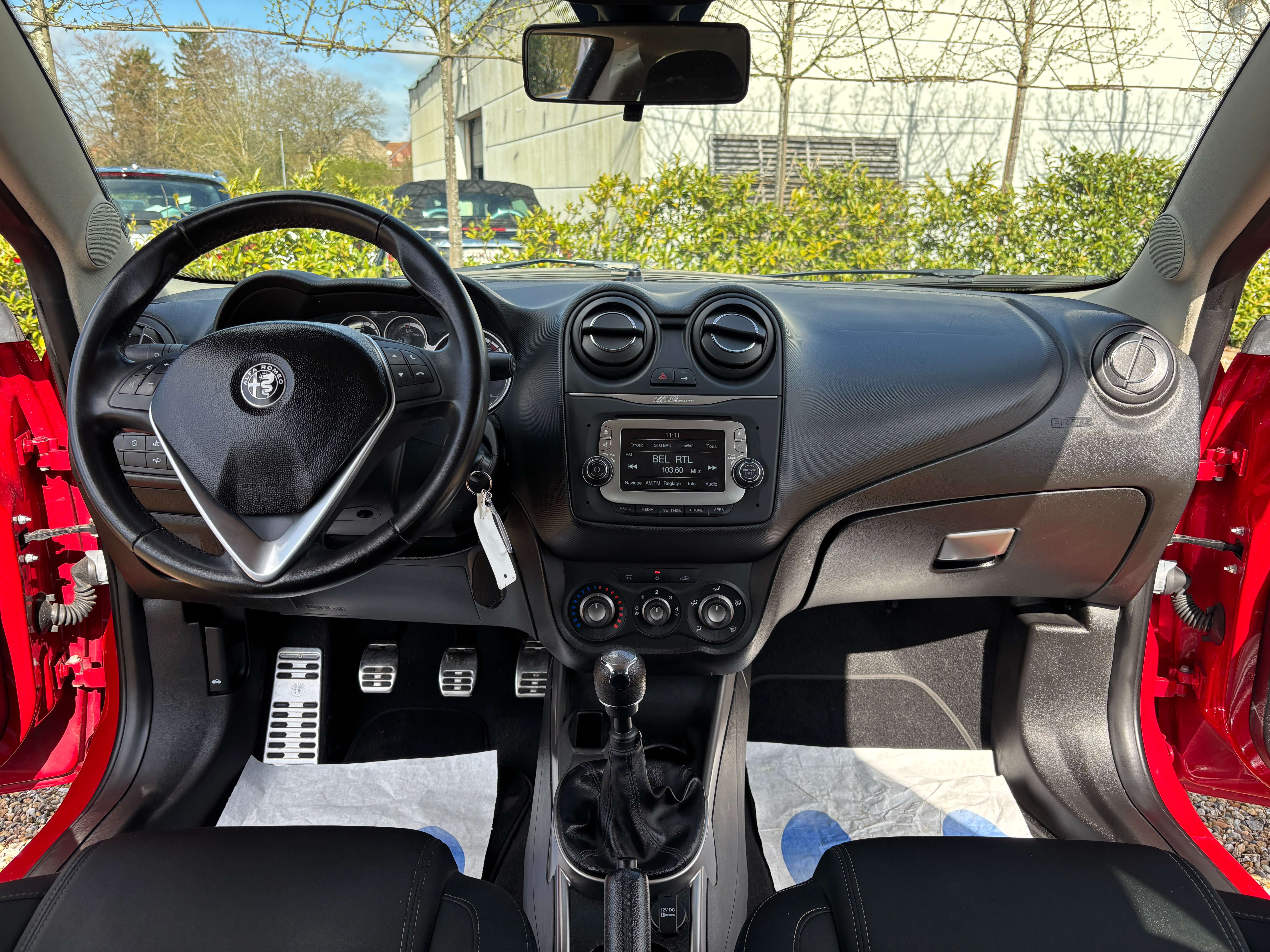 Alfa Romeo MiTo 1.4i *BLUETOOTH*AIRCO*GARANTIE 12 MOIS*