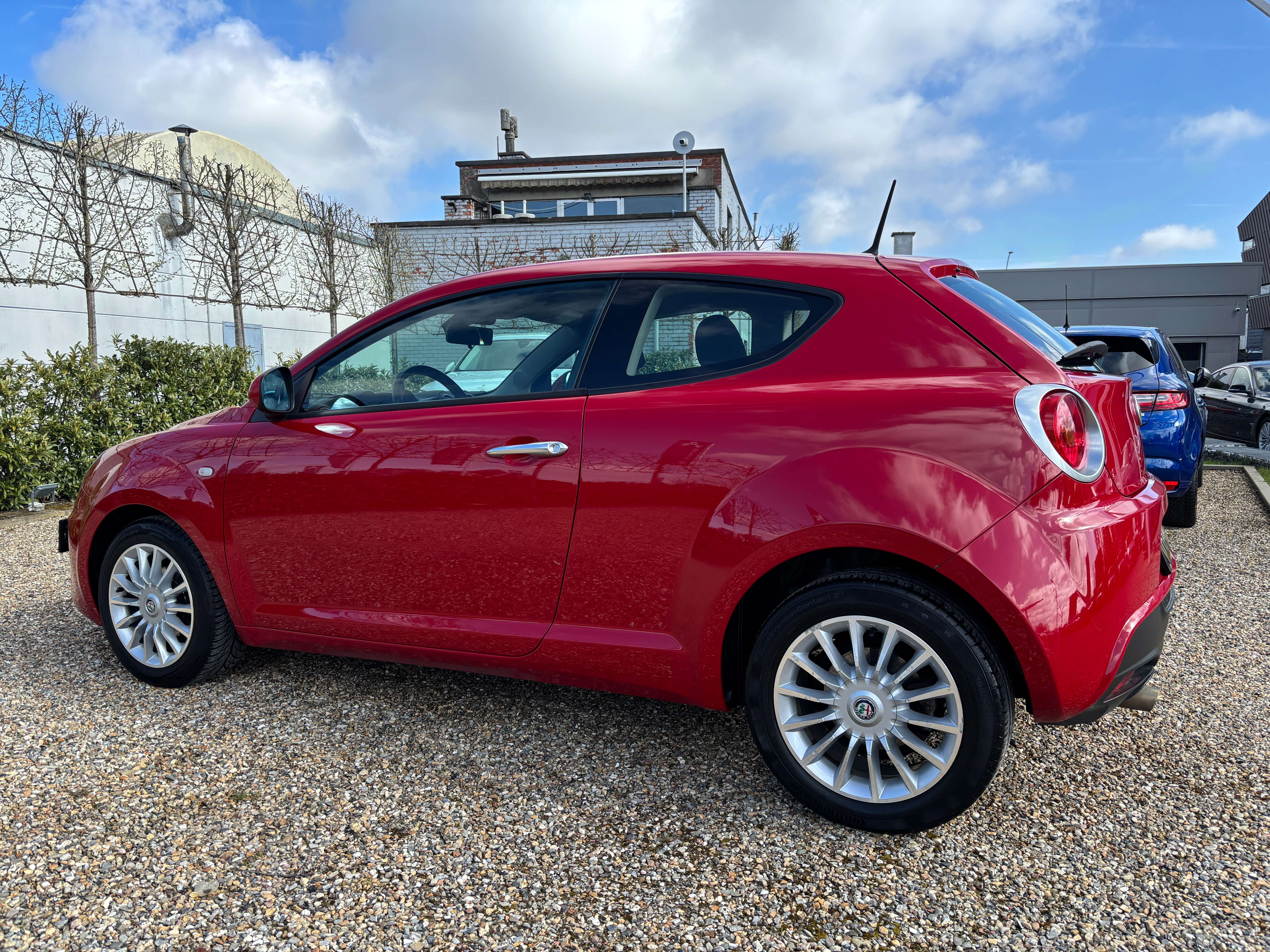 Alfa Romeo MiTo 1.4i *BLUETOOTH*AIRCO*GARANTIE 12 MOIS*