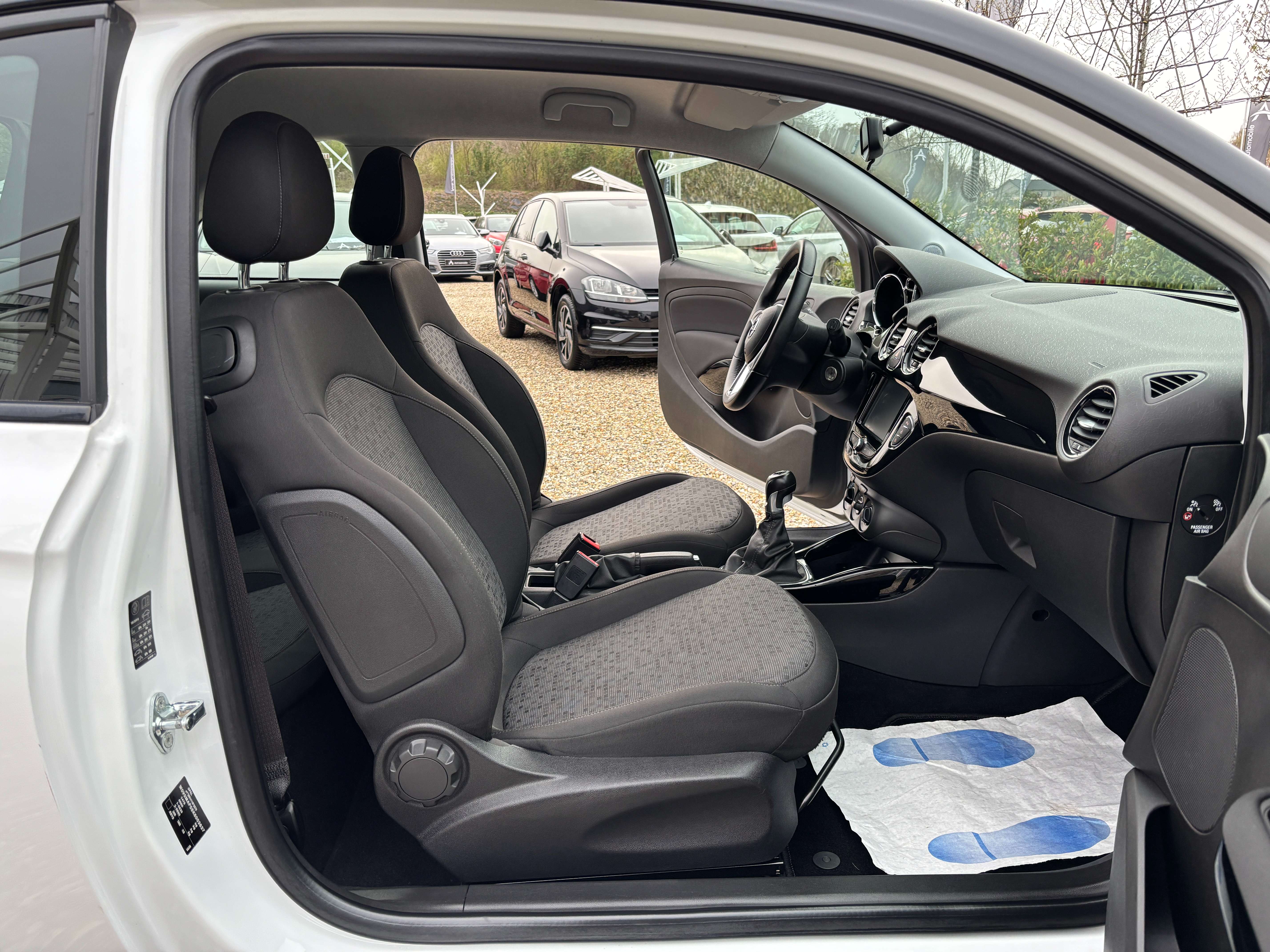 Opel Adam 1.2i *CARPLAY*CRUISE CONTROL*CAPTEUR AR*GARANTIE*