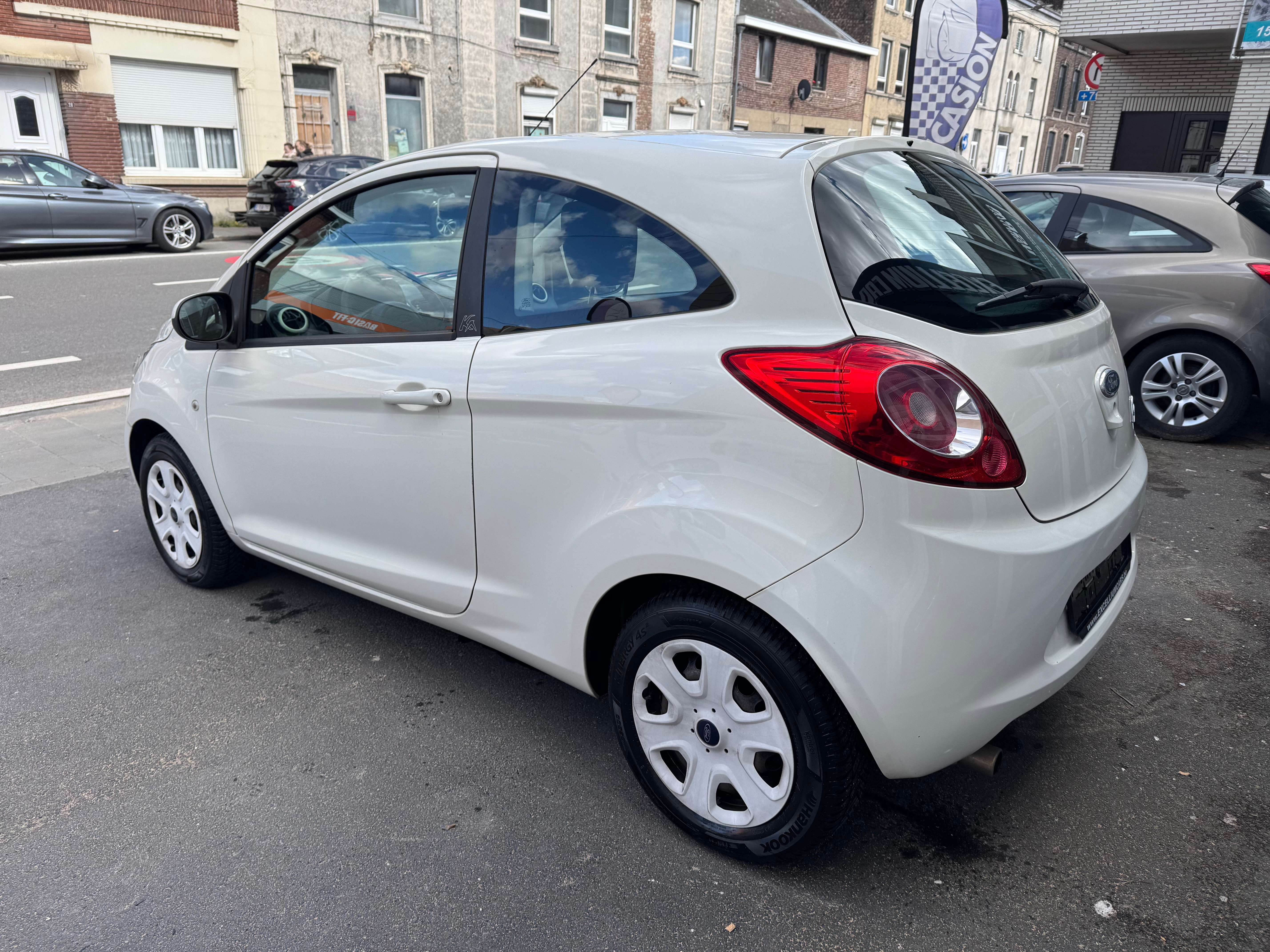 Ford Ka/Ka+ Ka 1.2i Ambiente Airco Airbag Tres Propre
