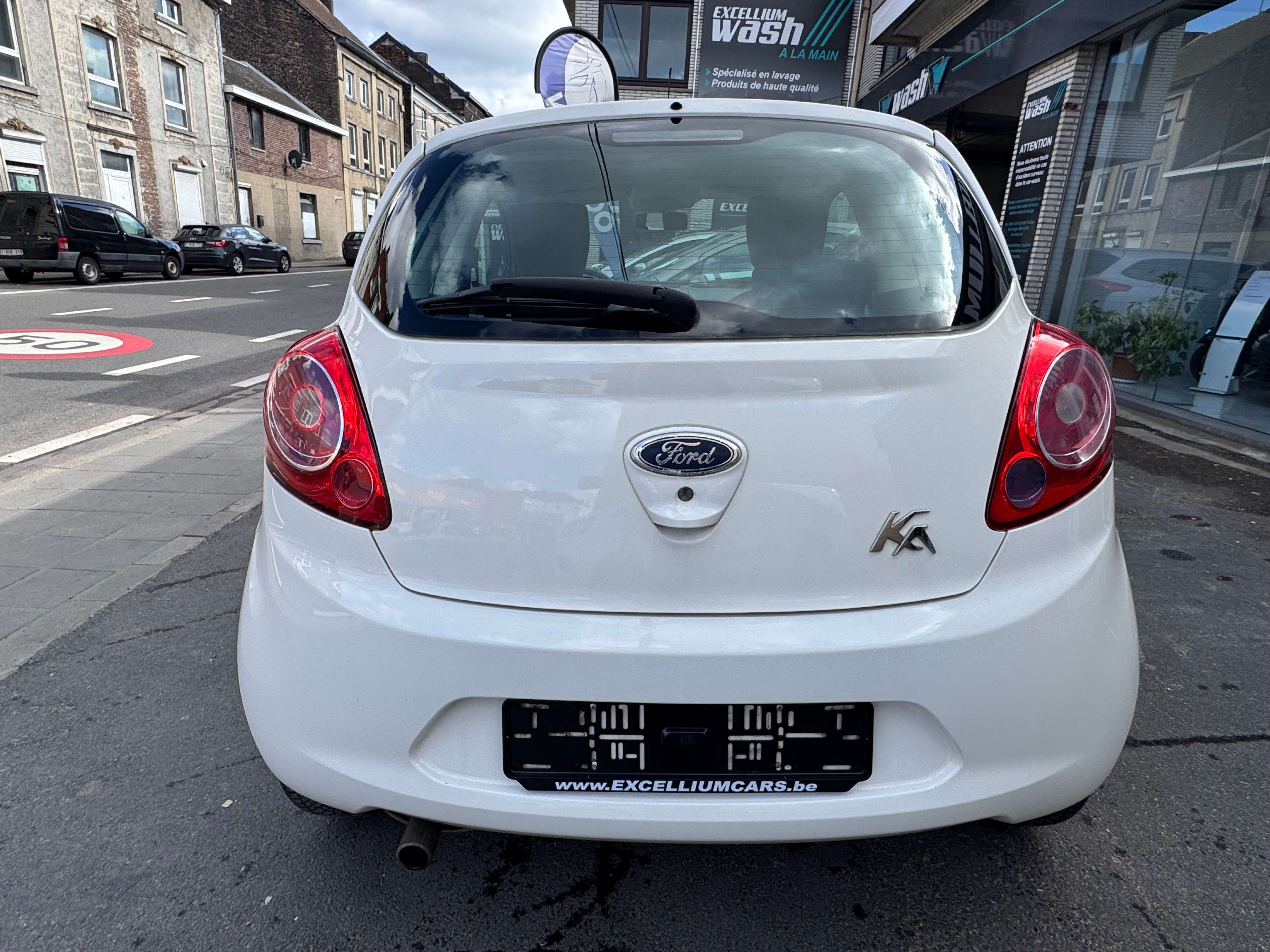 Ford Ka/Ka+ Ka 1.2i Ambiente Airco Airbag Tres Propre