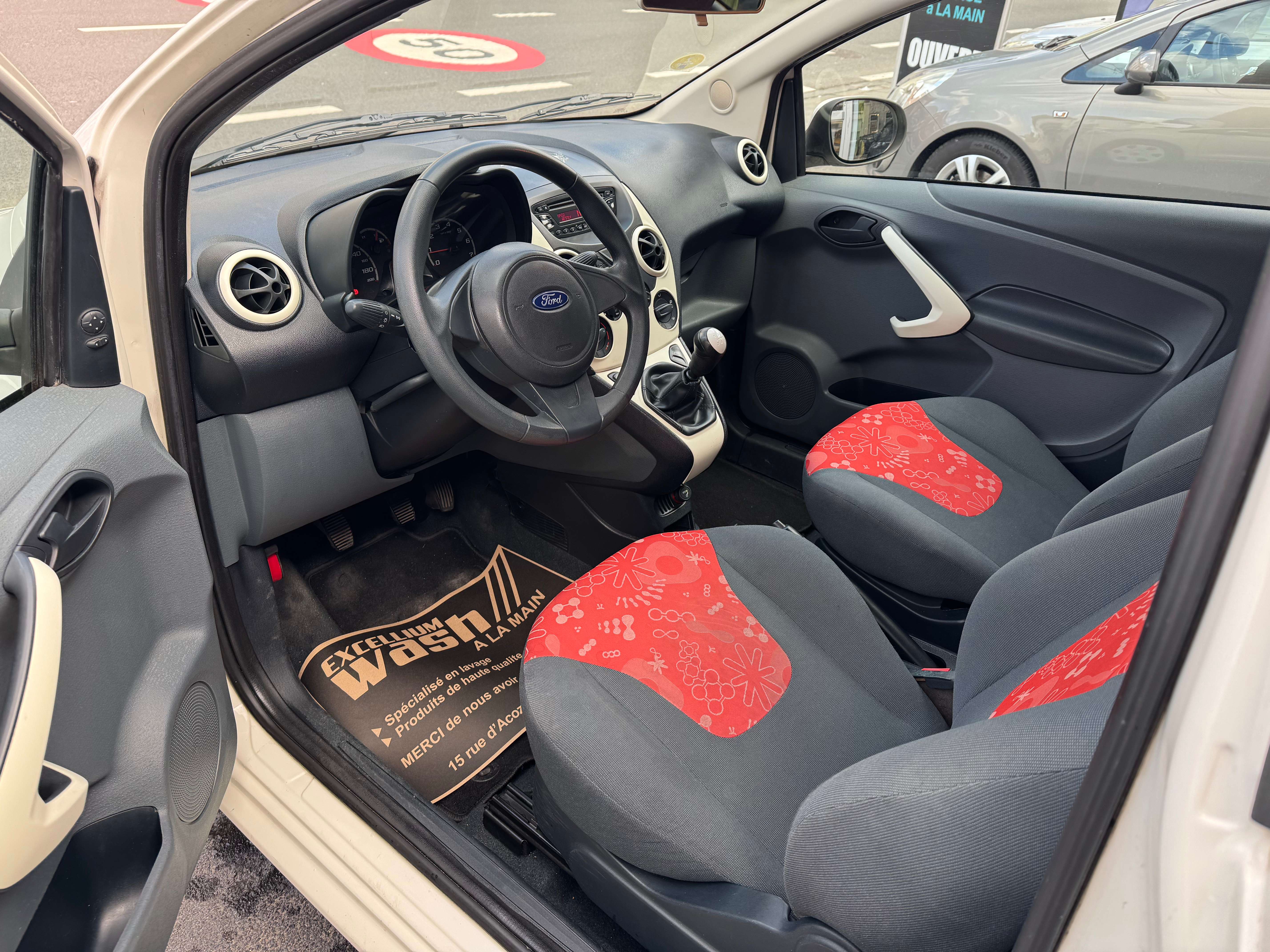 Ford Ka/Ka+ Ka 1.2i Ambiente Airco Airbag Tres Propre