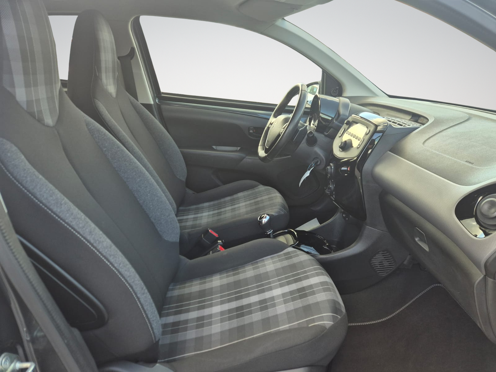 Peugeot 108 1.0i Allure / Automatique ! / Bluetooth / Garantie