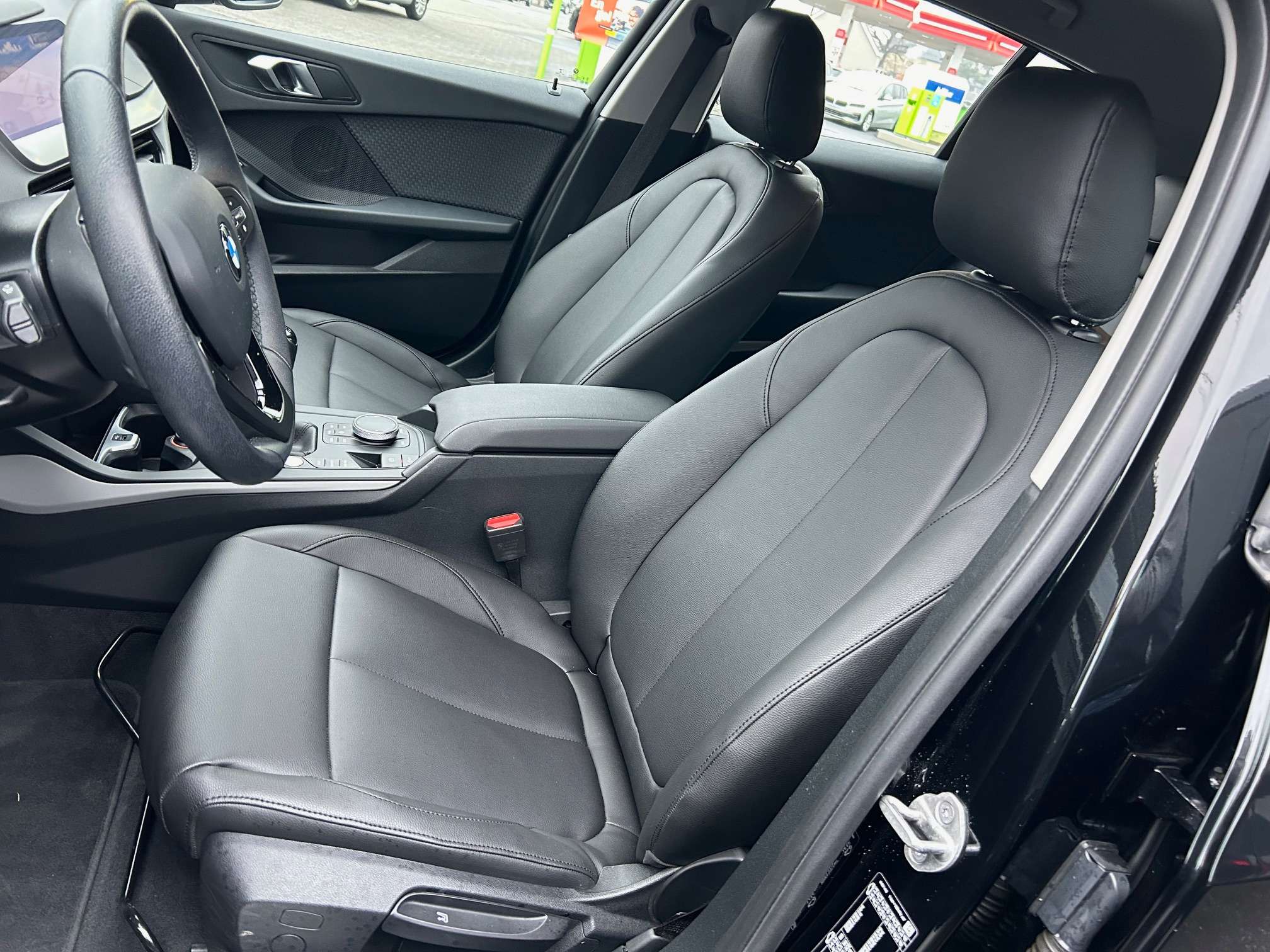 BMW 116 d Alu16"/Led/Leder/Gps/Pdc/Carplay *1j garantie*