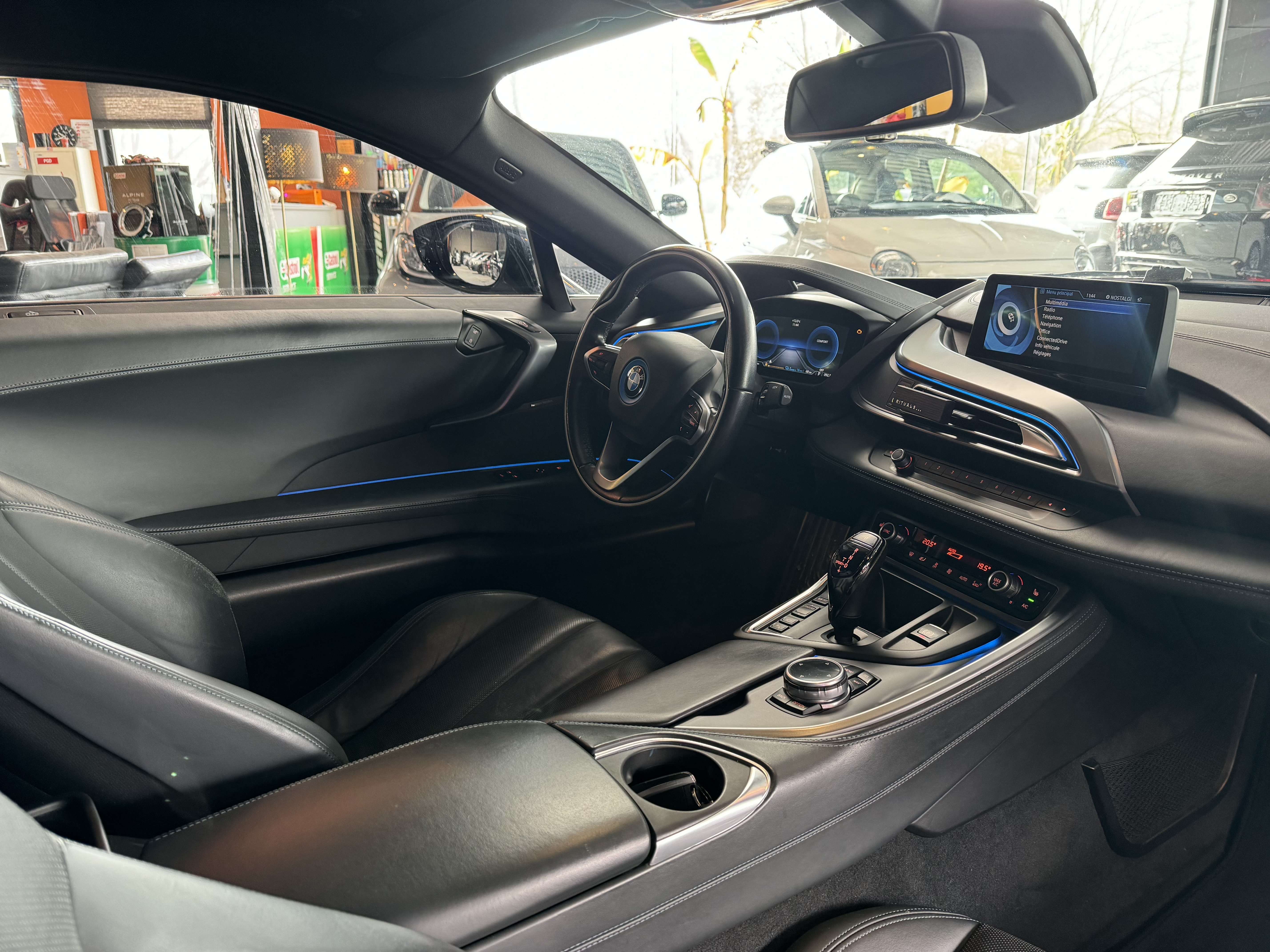 BMW i8 1.5 TURBO 231CV + E-96KW 131CV - CARBON/ALU - FULL