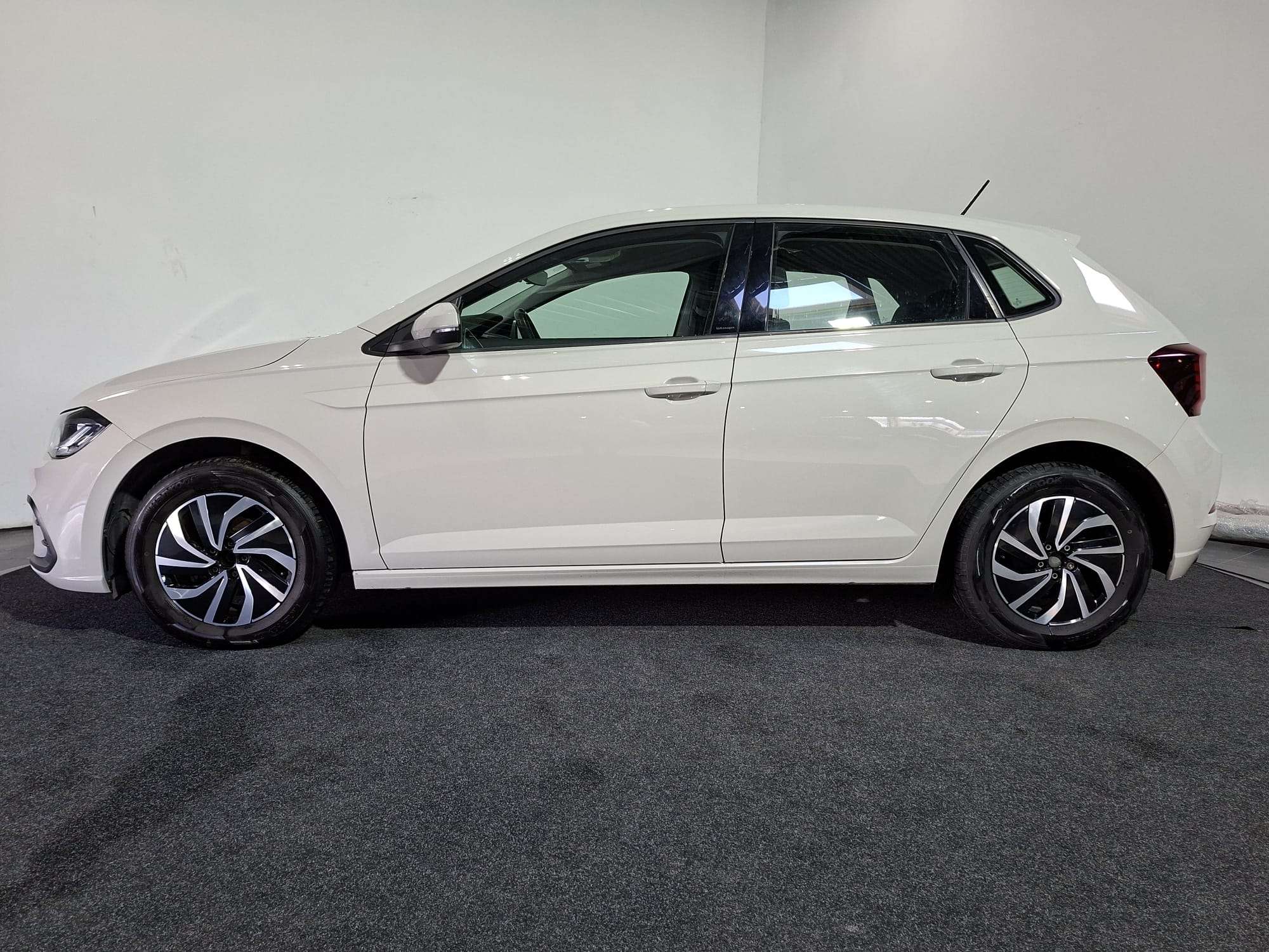 Volkswagen Polo Polo 1.0 TSI I 2 JAAR GRATIS ONDERHOUDI | Carplay I Carpass I Airco I
