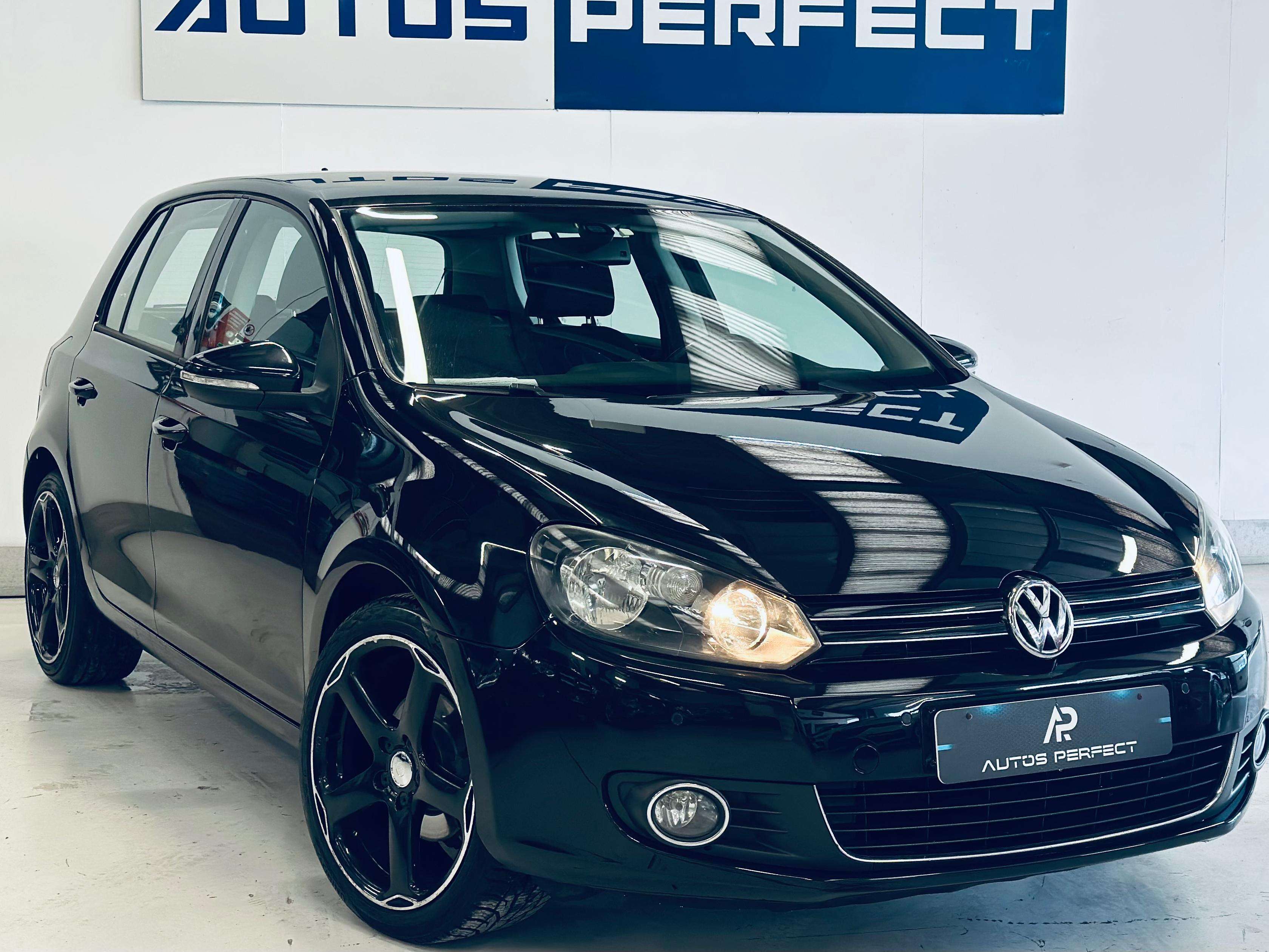 Volkswagen Golf 1.2 TSI PDC AV/ARR REG VTS JA 18 GARANTIE 1 AN