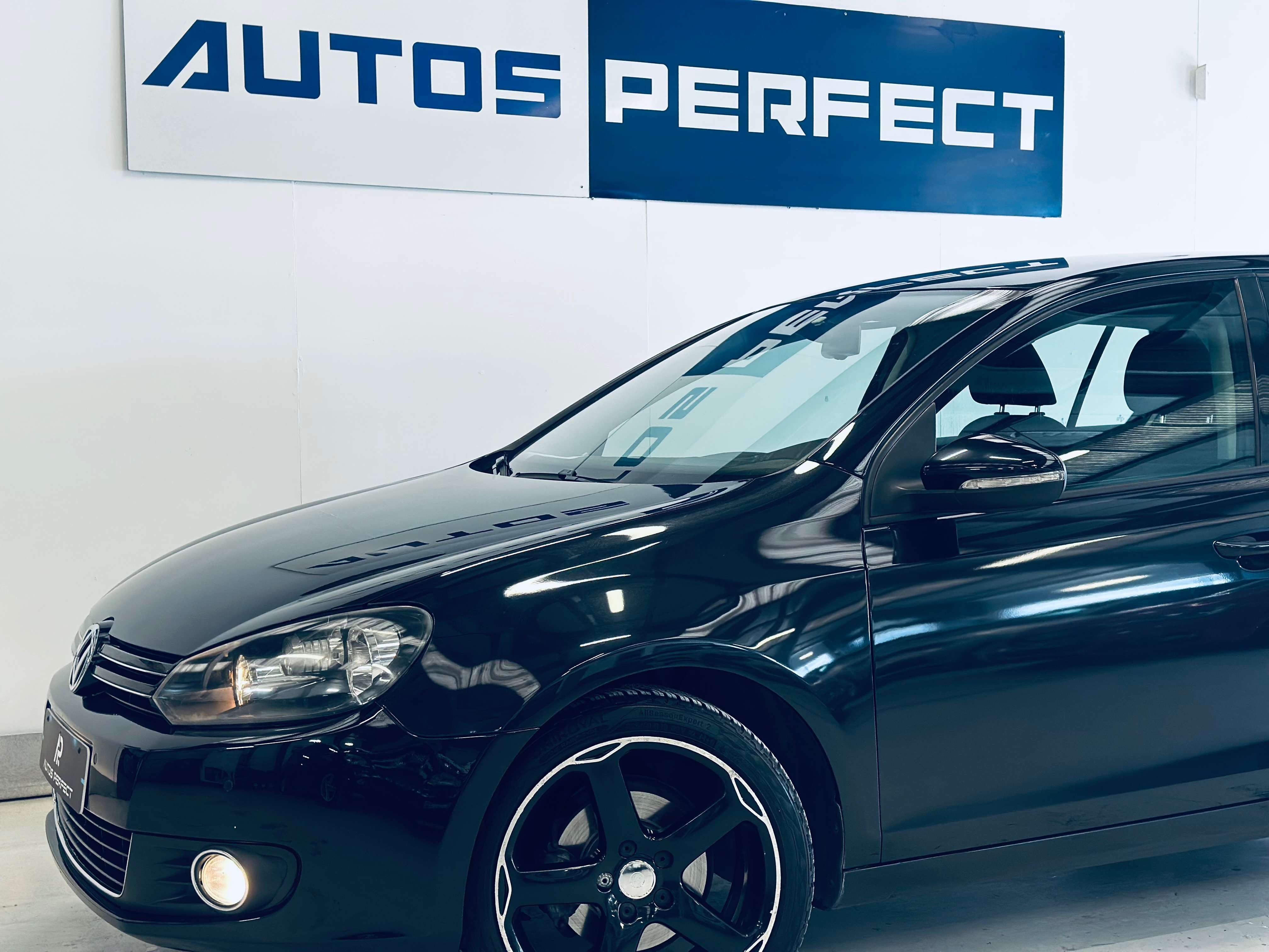 Volkswagen Golf 1.2 TSI PDC AV/ARR REG VTS JA 18 GARANTIE 1 AN