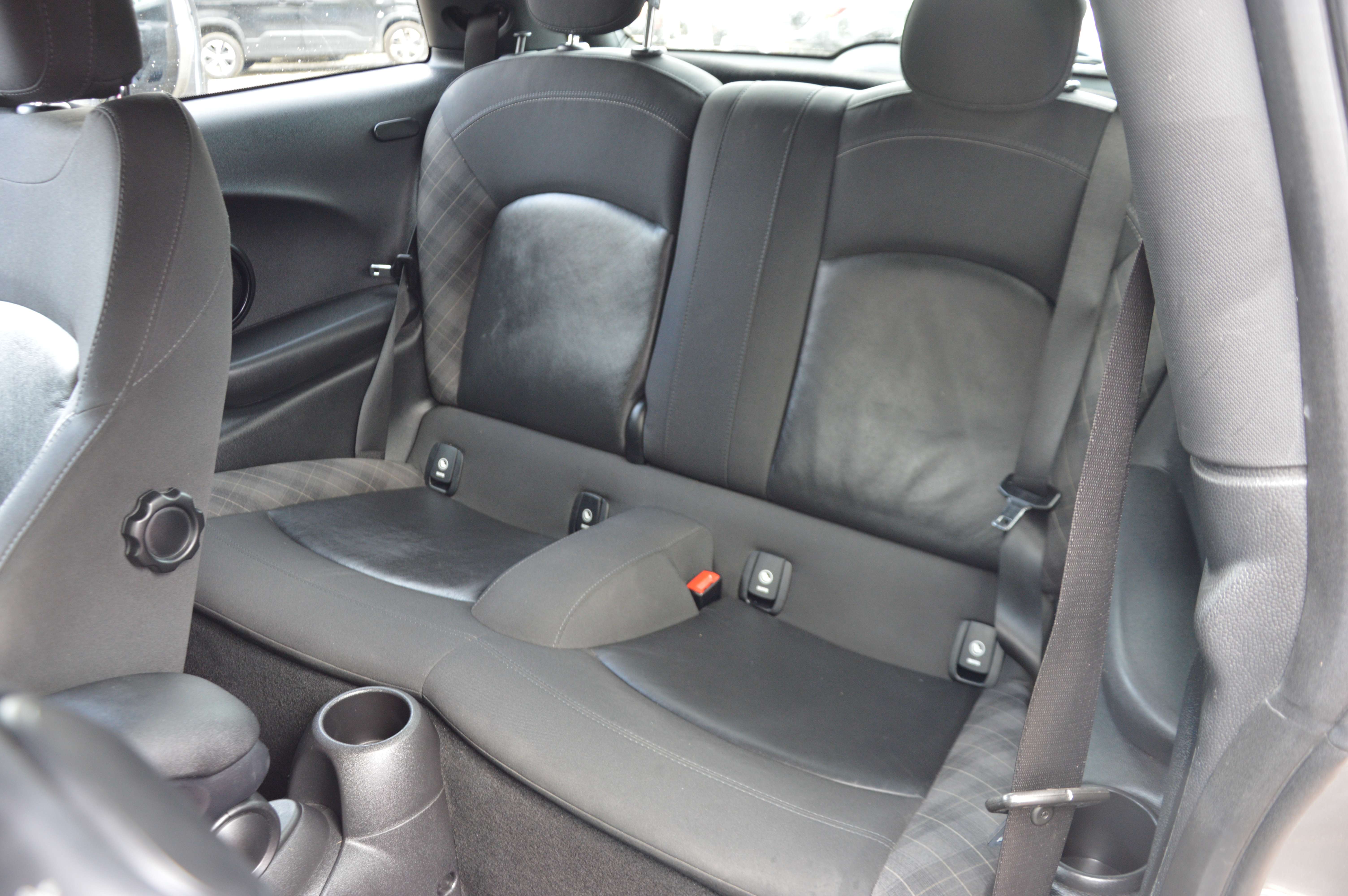 MINI Cooper D 1.5D NAV SENS AR CLIM CRUIS 116.456KM