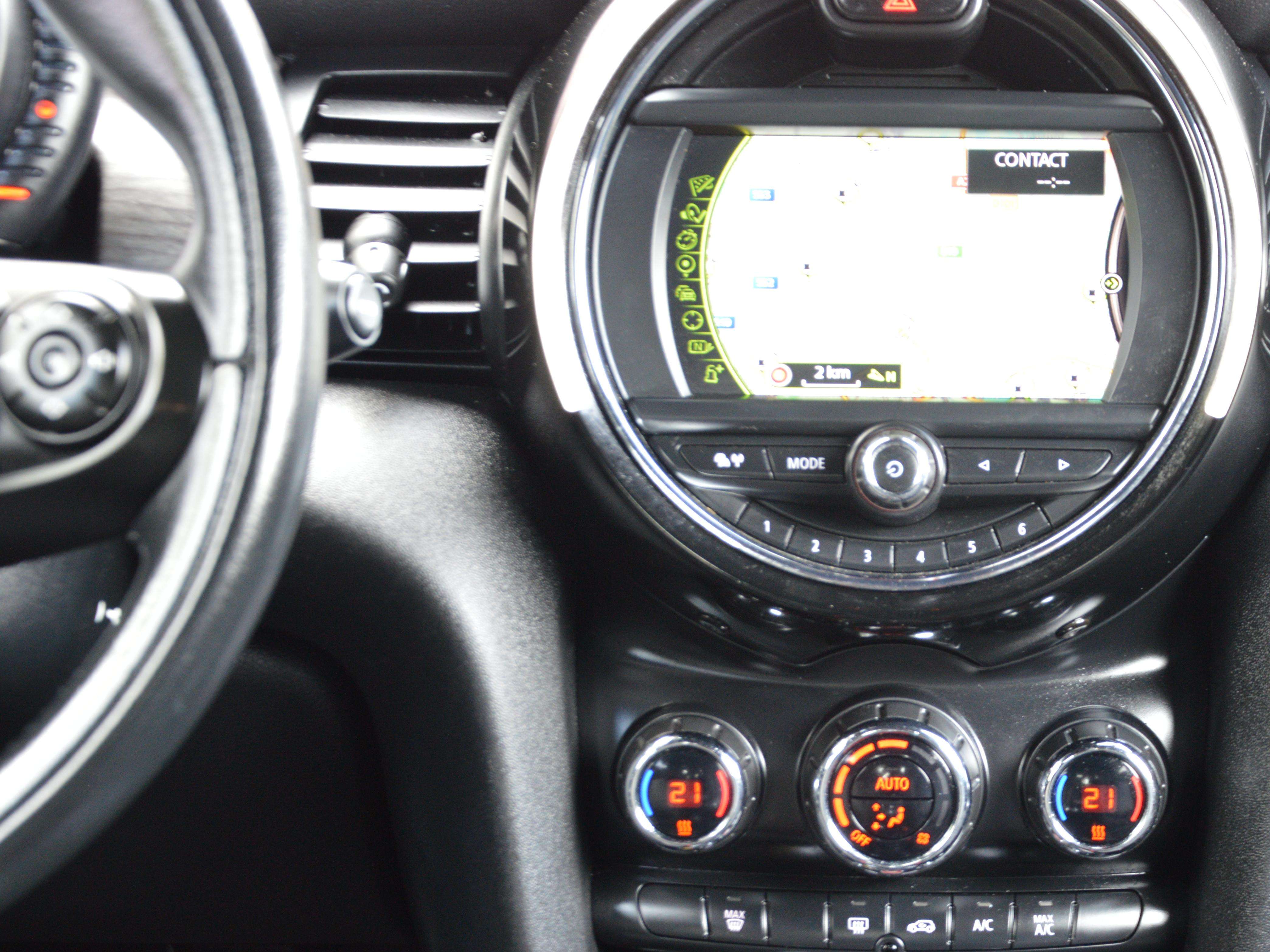 MINI Cooper D 1.5D NAV SENS AR CLIM CRUIS 116.456KM