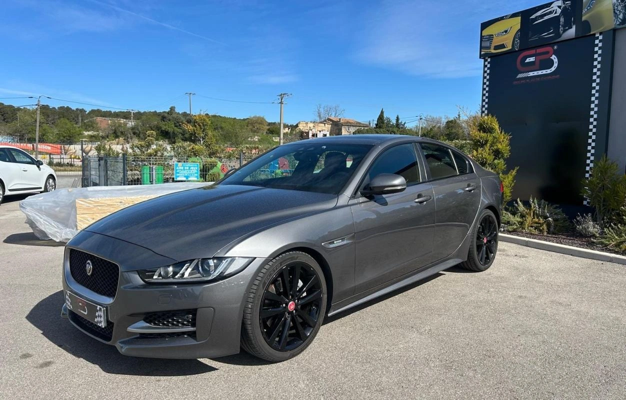 Jaguar Xe 2.0 D - 180 ch BVA R-Sport