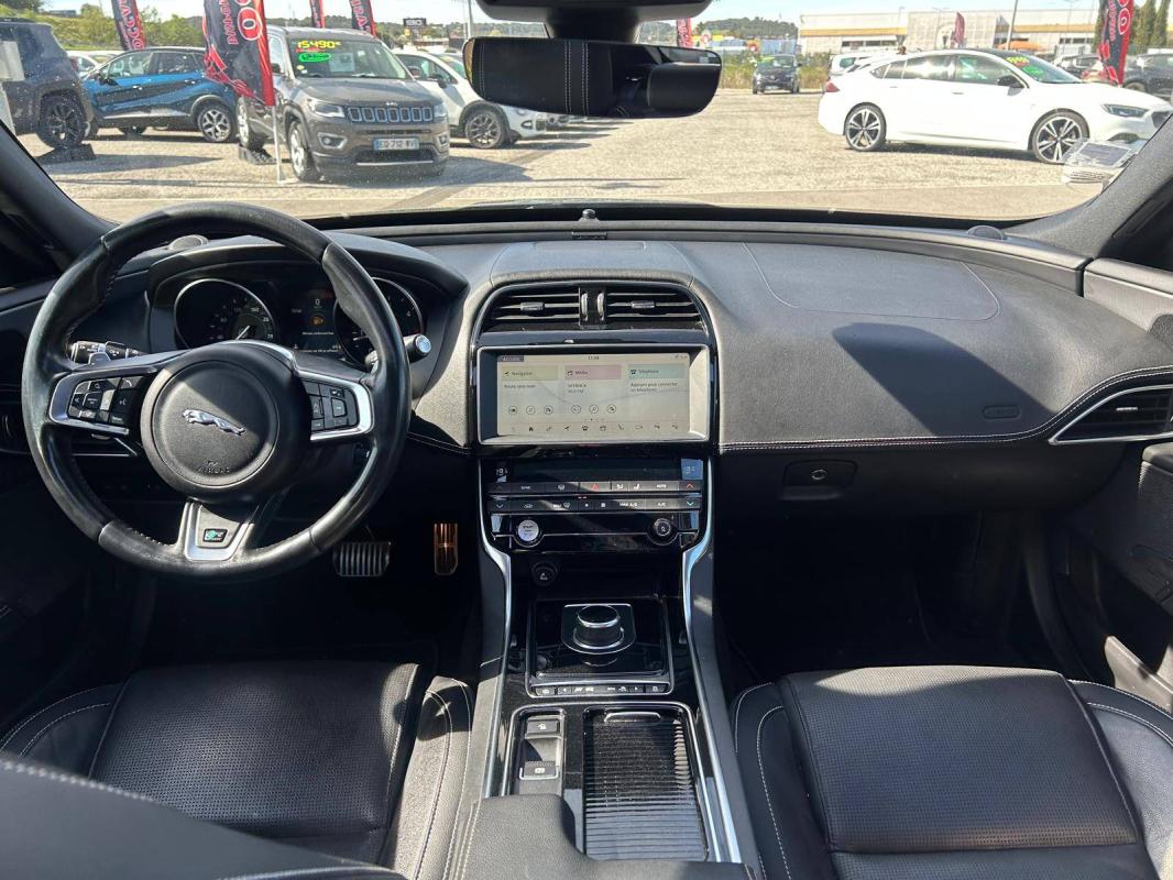 Jaguar Xe 2.0 D - 180 ch BVA R-Sport