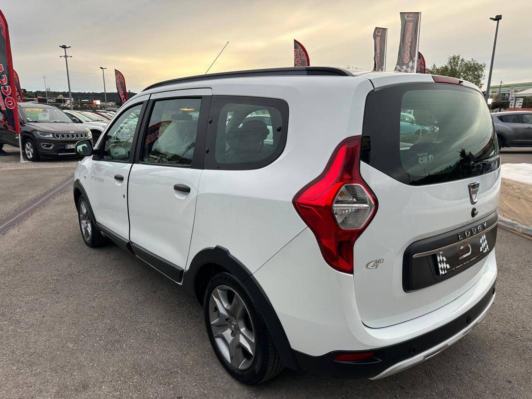 Dacia Lodgy Blue dCi 115 7 places Essentiel