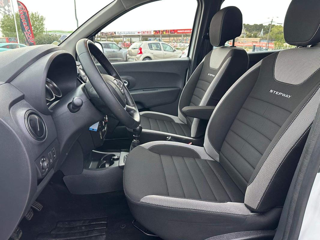 Dacia Lodgy Blue dCi 115 7 places Essentiel