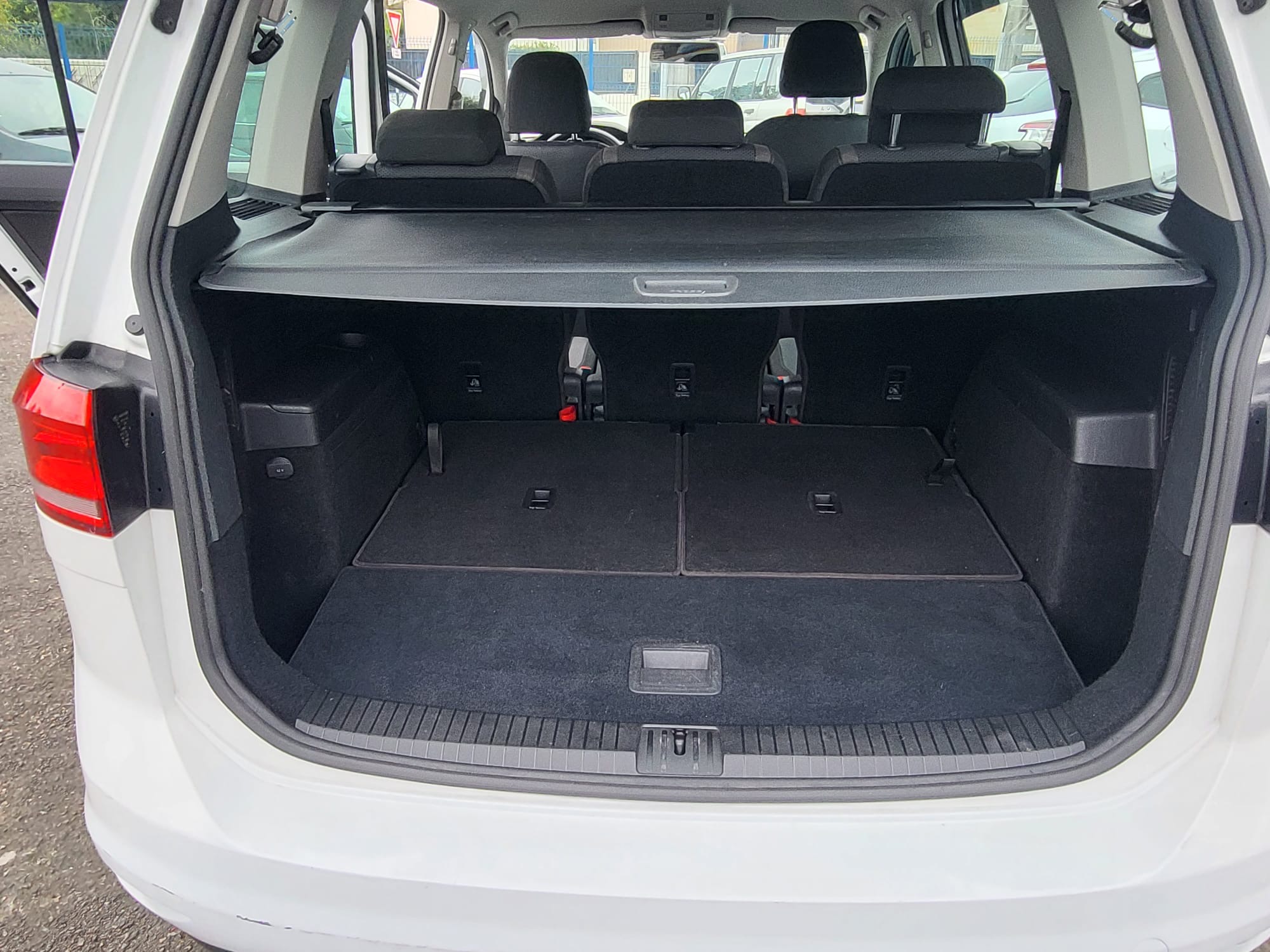Volkswagen Touran III1.6 TDI 115 BLUEMOTION TECHNOLOGY TRENDLINE BUSINESS DSG7