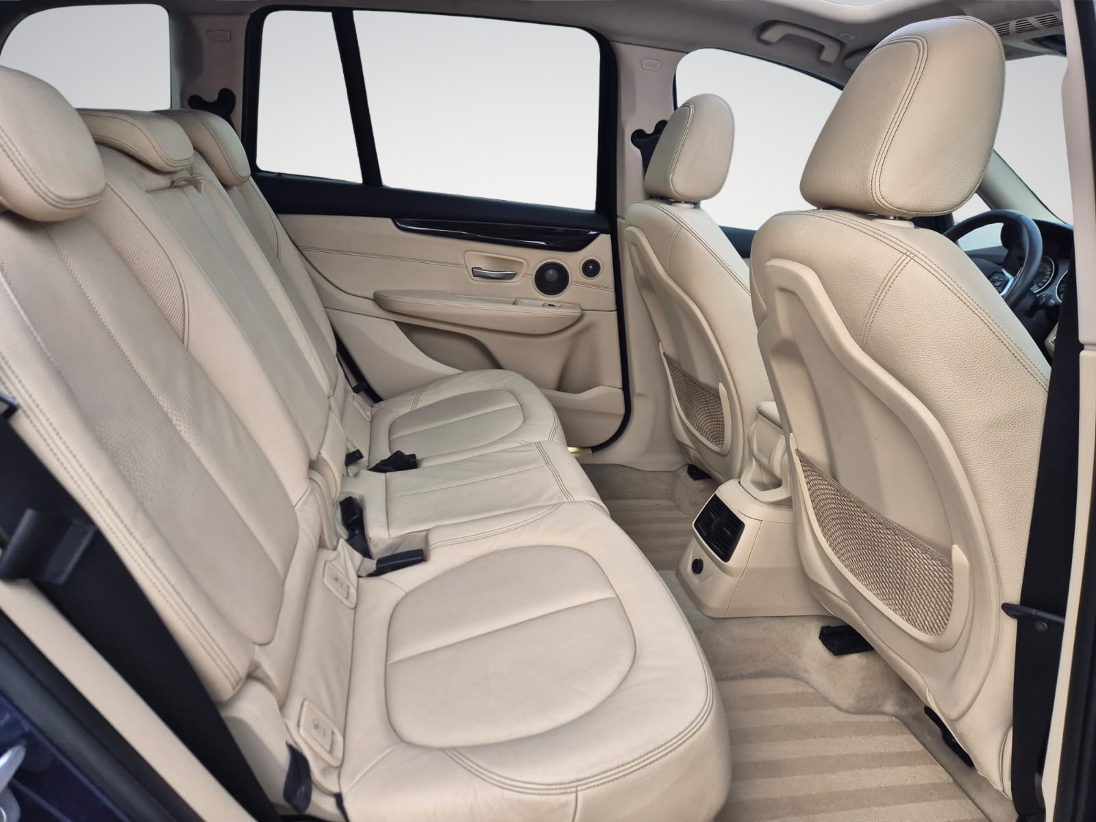 BMW 216 d. Gran Tourer / H&K / Camera / GPS / Garantie 12M