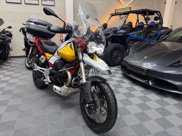 MOTO GUZZI V85TT