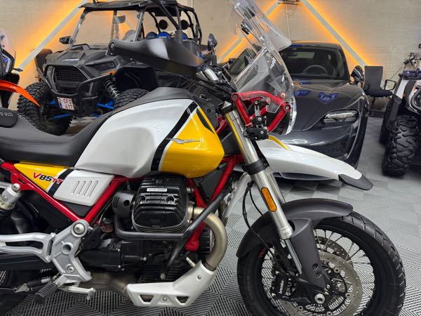 MOTO GUZZI V85TT