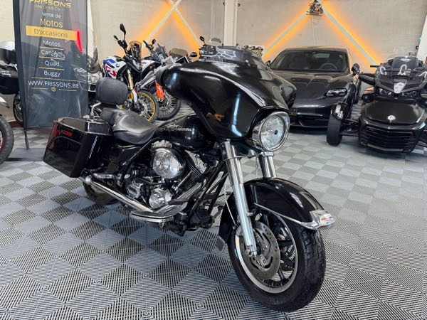 HARLEY-DAVIDSON CVO ELECTRA GLIDE ULTRA CLASSIC