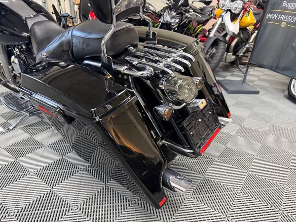 HARLEY-DAVIDSON CVO ELECTRA GLIDE ULTRA CLASSIC
