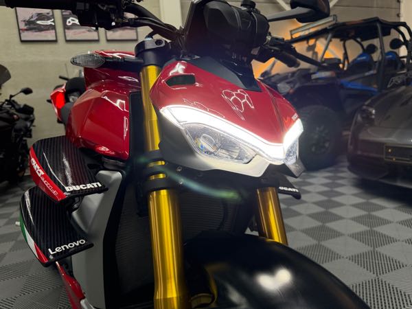 DUCATI STREETFIGHTER V4 S ROUGE