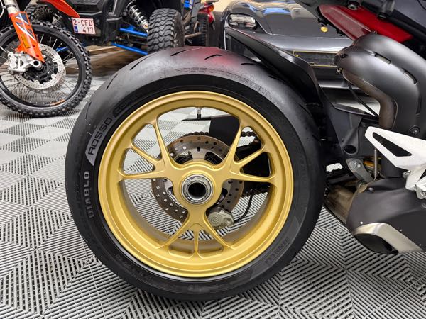 DUCATI STREETFIGHTER V4 S ROUGE