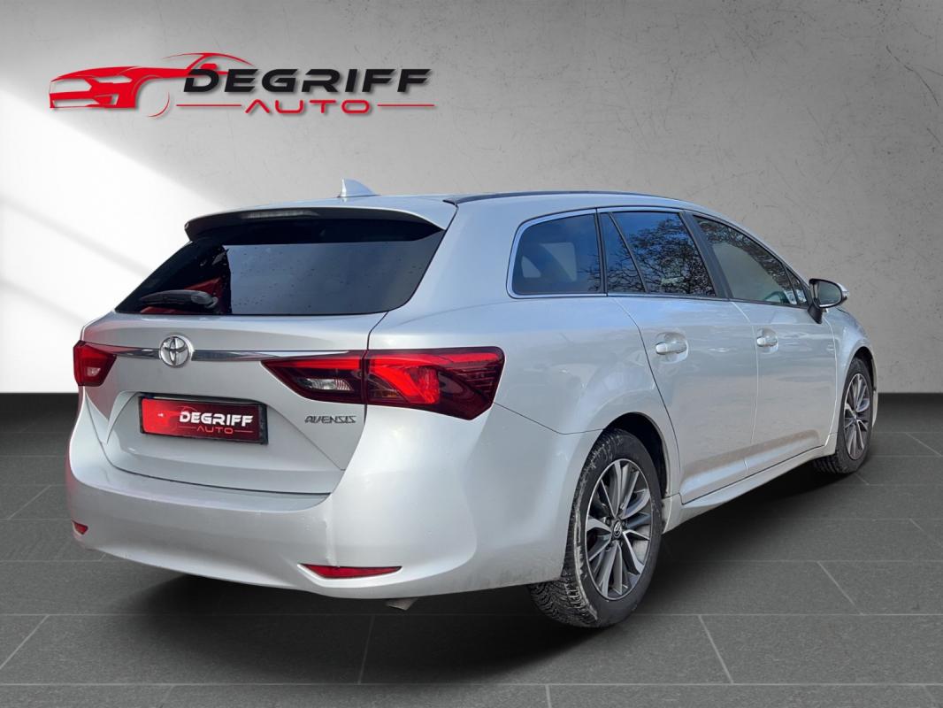 Toyota Avensis SPORTS PRO Touring 143 D-4D Executive