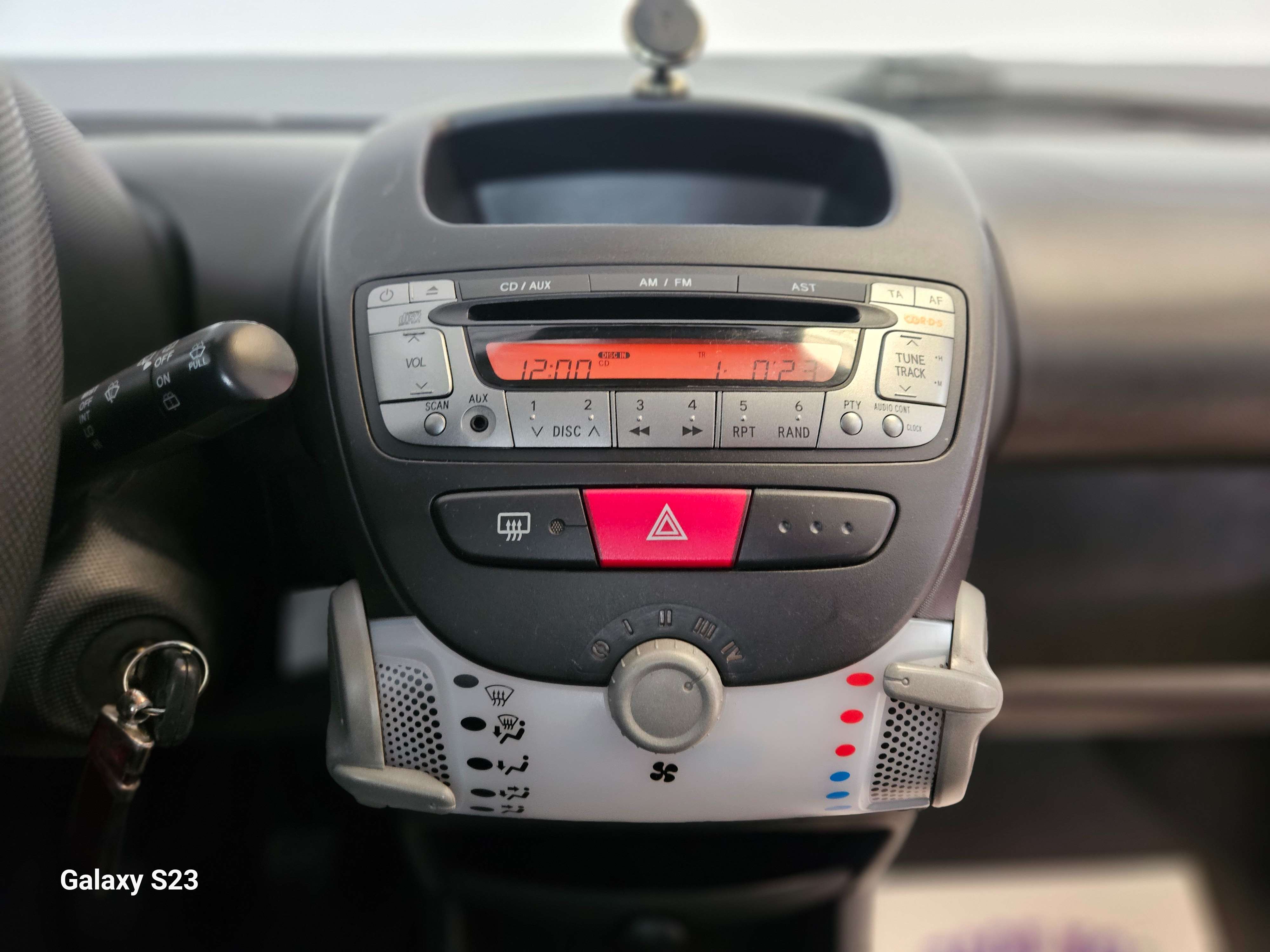 Toyota Aygo 1.0i 689cv | FAIBLE CONSO | IDEAL JEUNE CONDUCTEUR