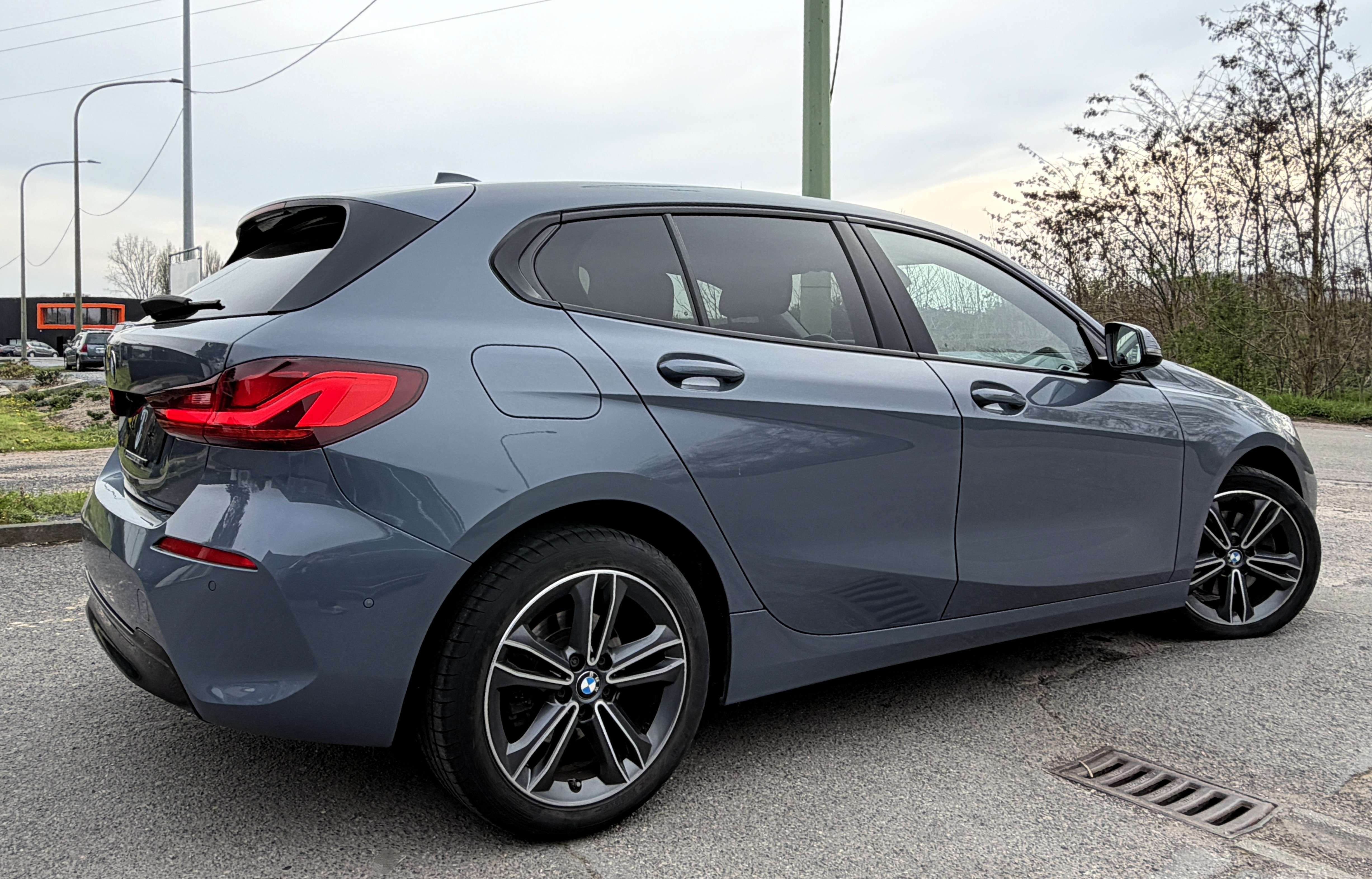 BMW 116 dA SportLine NAVI/CAMERA/FULL LED/SHADOW LINE/ATLG