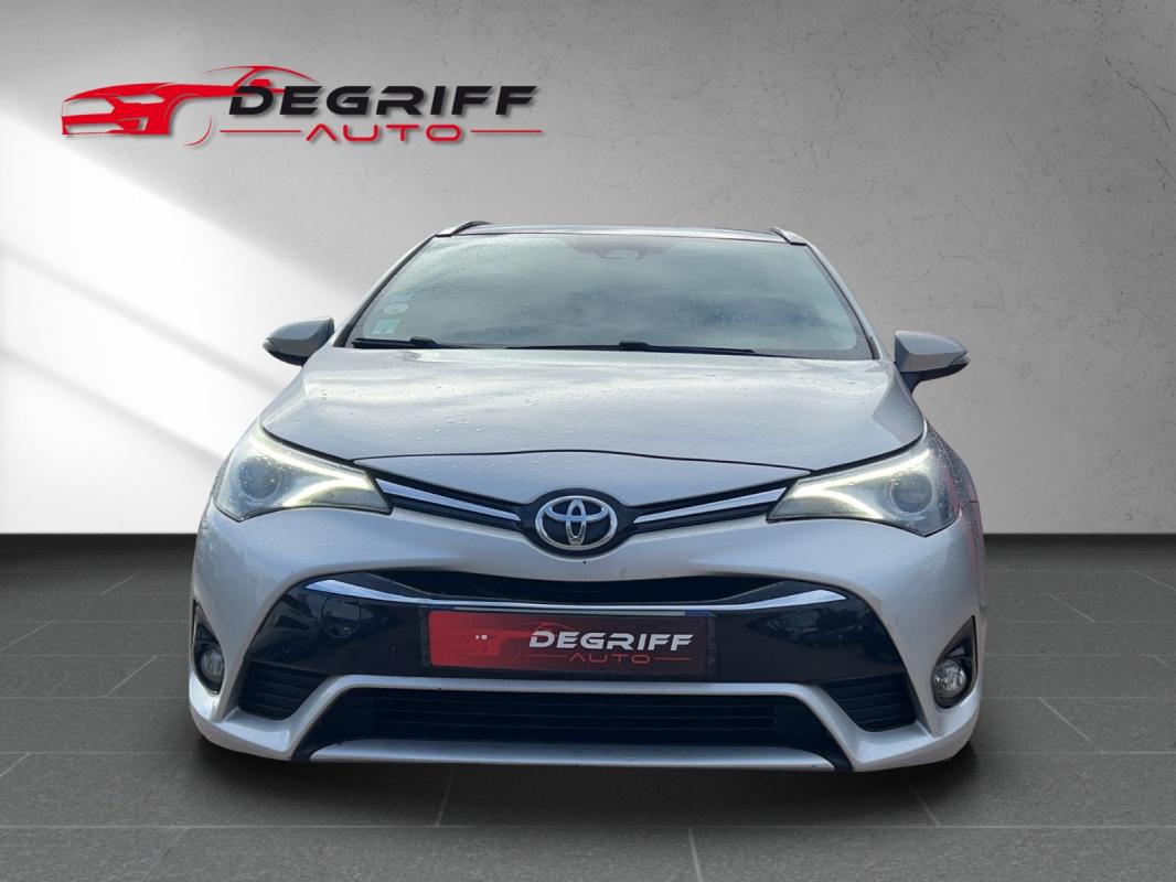 Toyota Avensis SPORTS PRO Touring 143 D-4D Executive