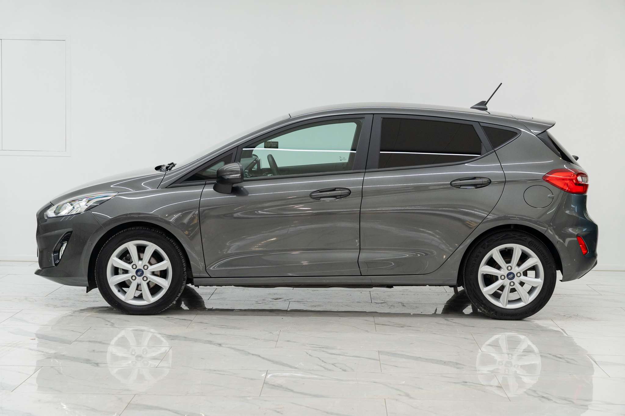 Ford Fiesta 1.0 ecoboost Benzine! Cool & connect 95 pk!