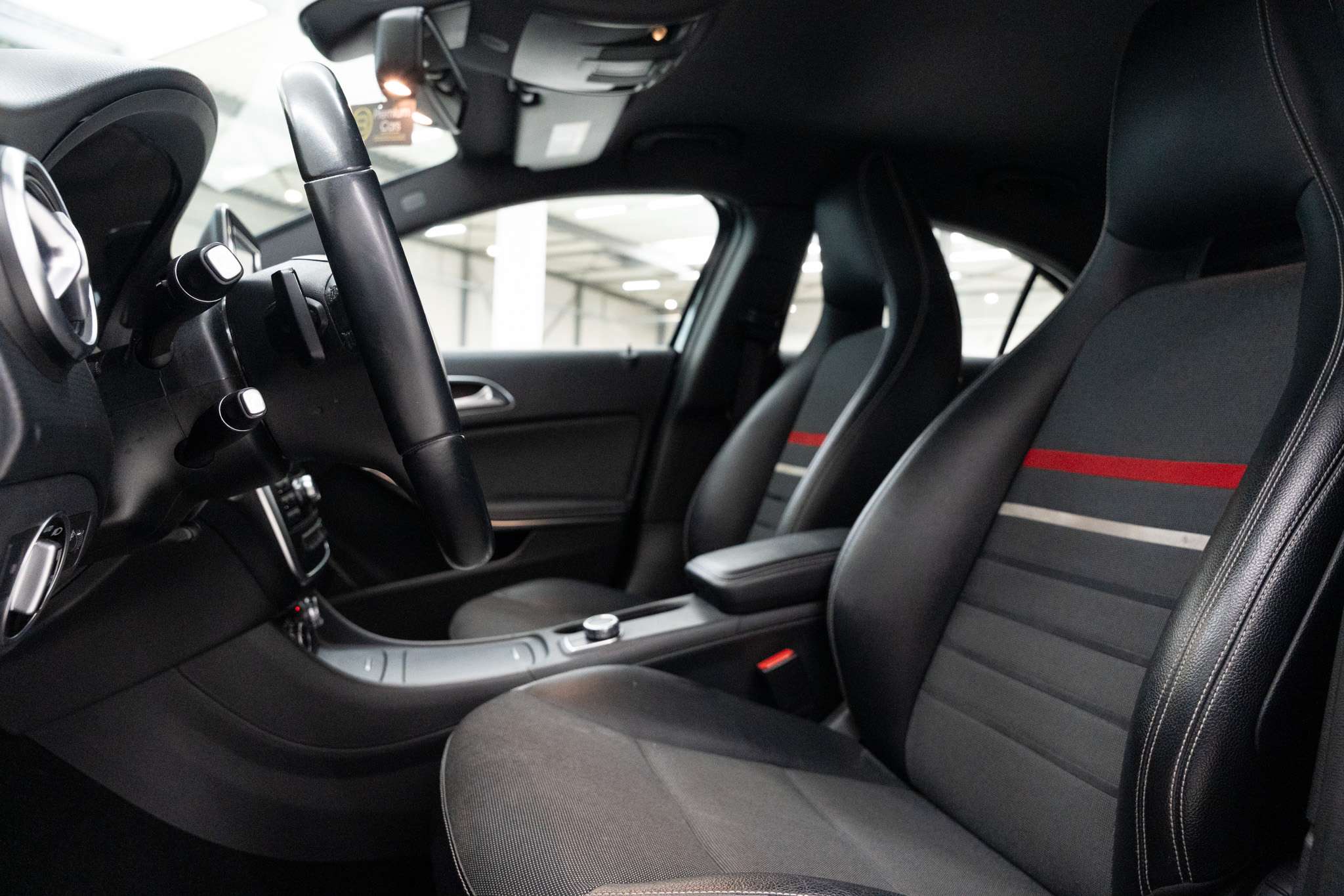 Mercedes-Benz A 180 cgi Sport Line! Facelift!Automaat! Cruise! Camera!
