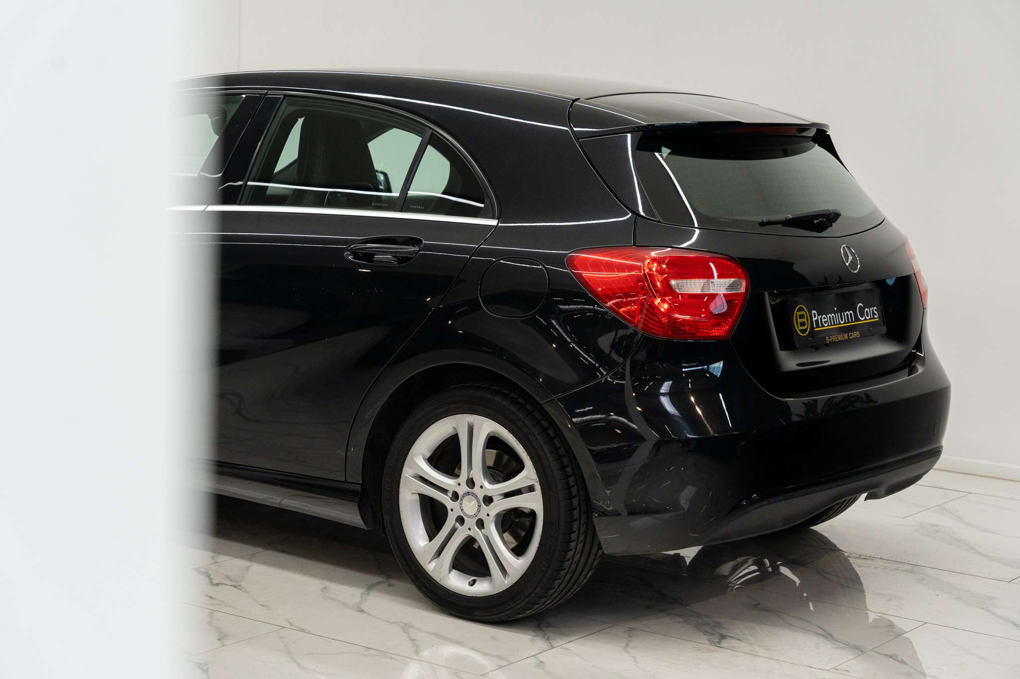 Mercedes-Benz A 180 cgi Sport Line! Facelift!Automaat! Cruise! Camera!