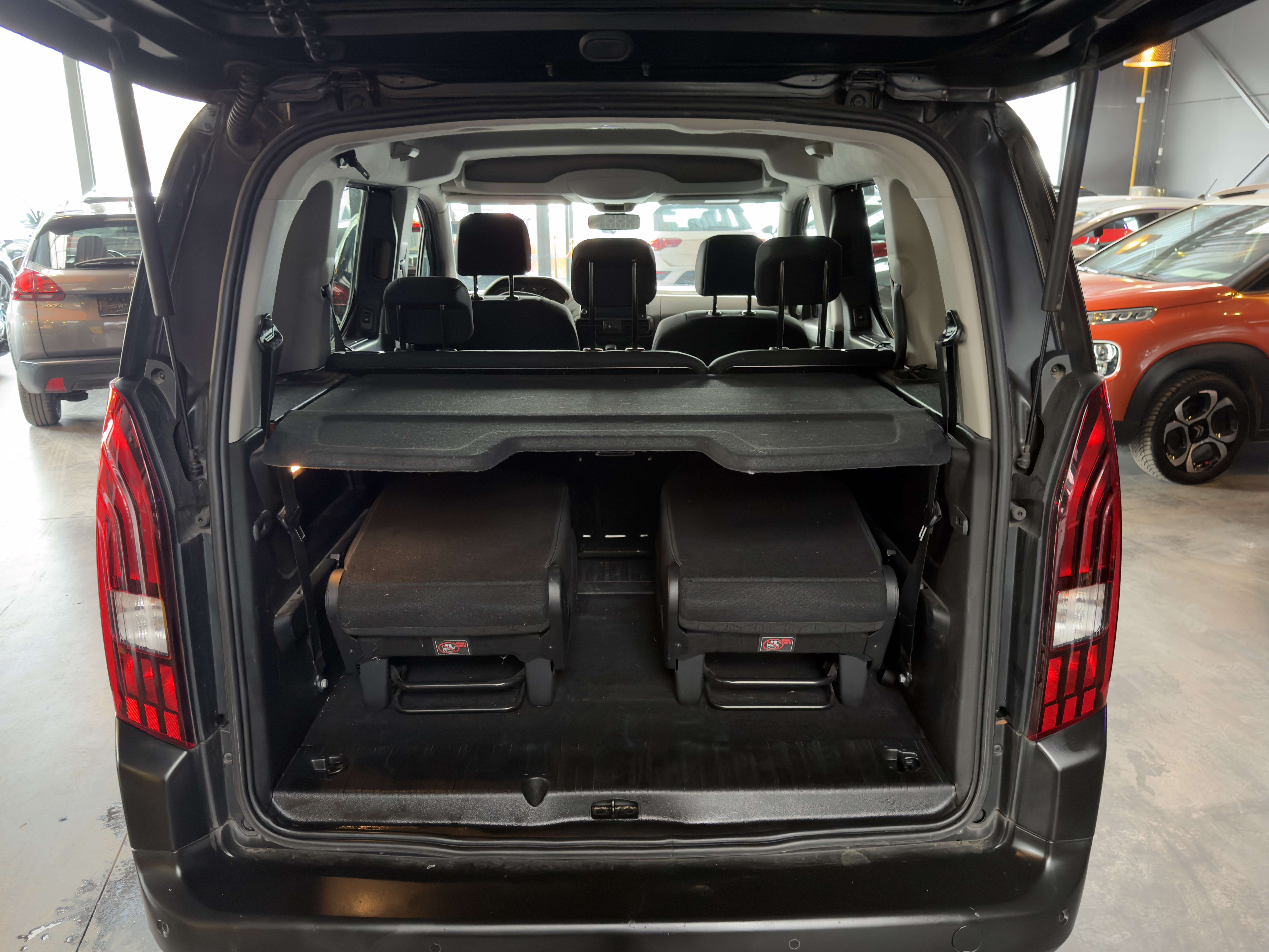 Peugeot Rifter Rifter 7 places/1.2 Long Allure AGC S/12 mois gara